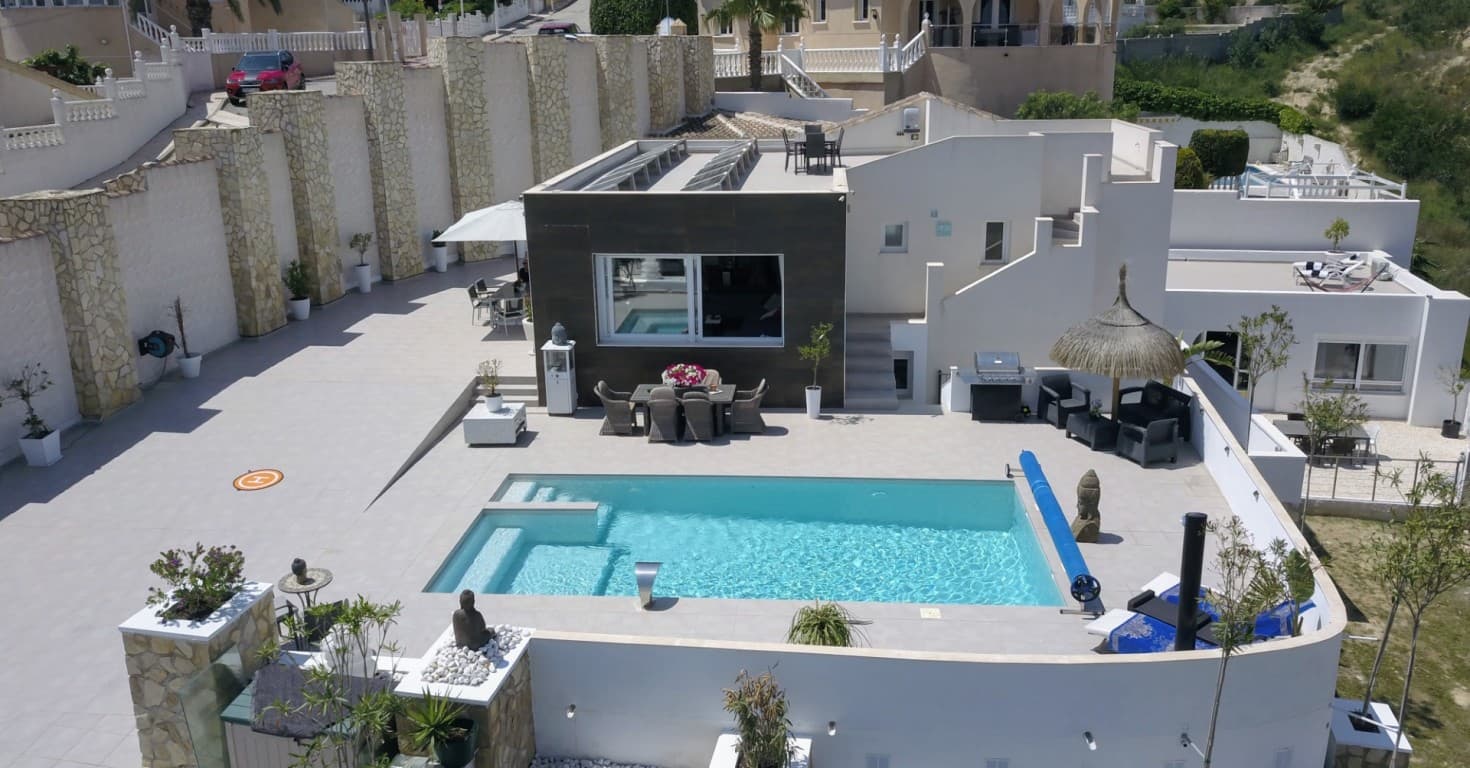 Villa - Chalet de 6 dormitorios en Ciudad Quesada - 1
