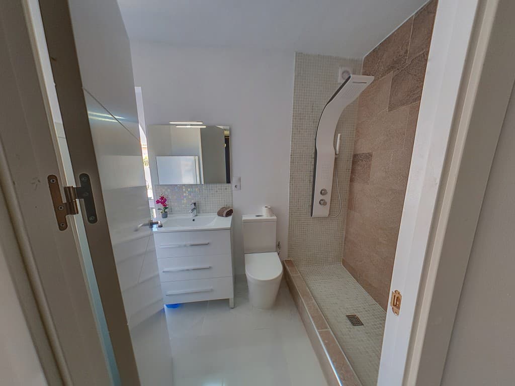 Villa - Chalet de 6 dormitorios en Ciudad Quesada - 32