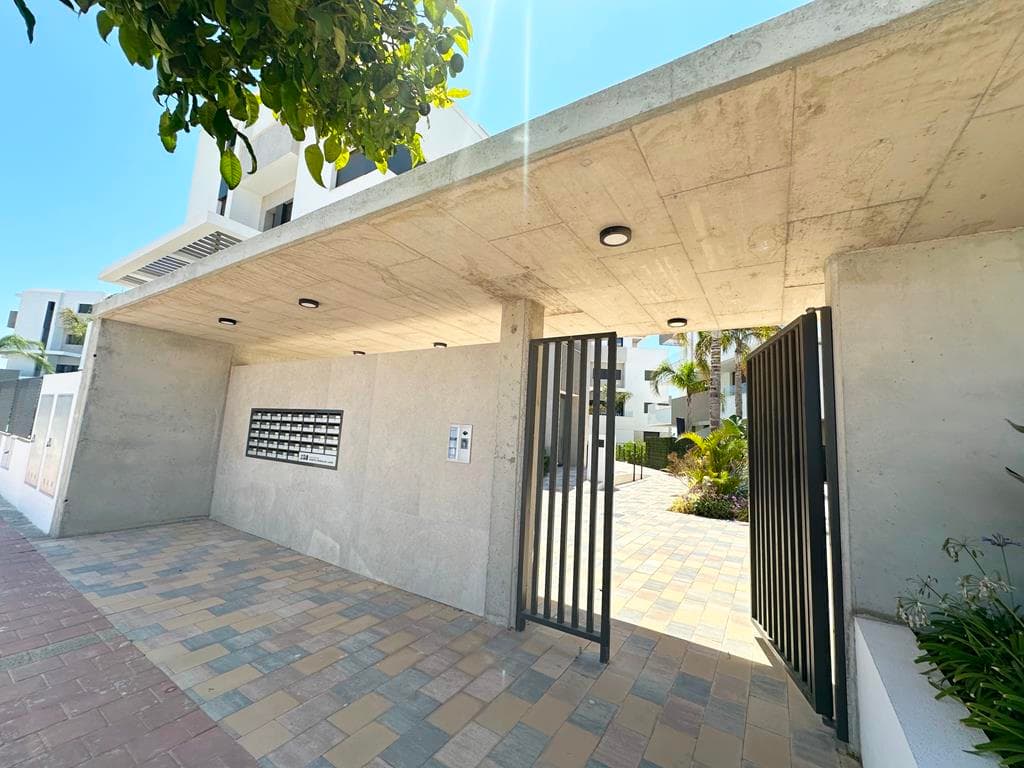 Apartamento Planta Media de 2 dormitorios en Santa Rosalia Lake and Life Resort - 42