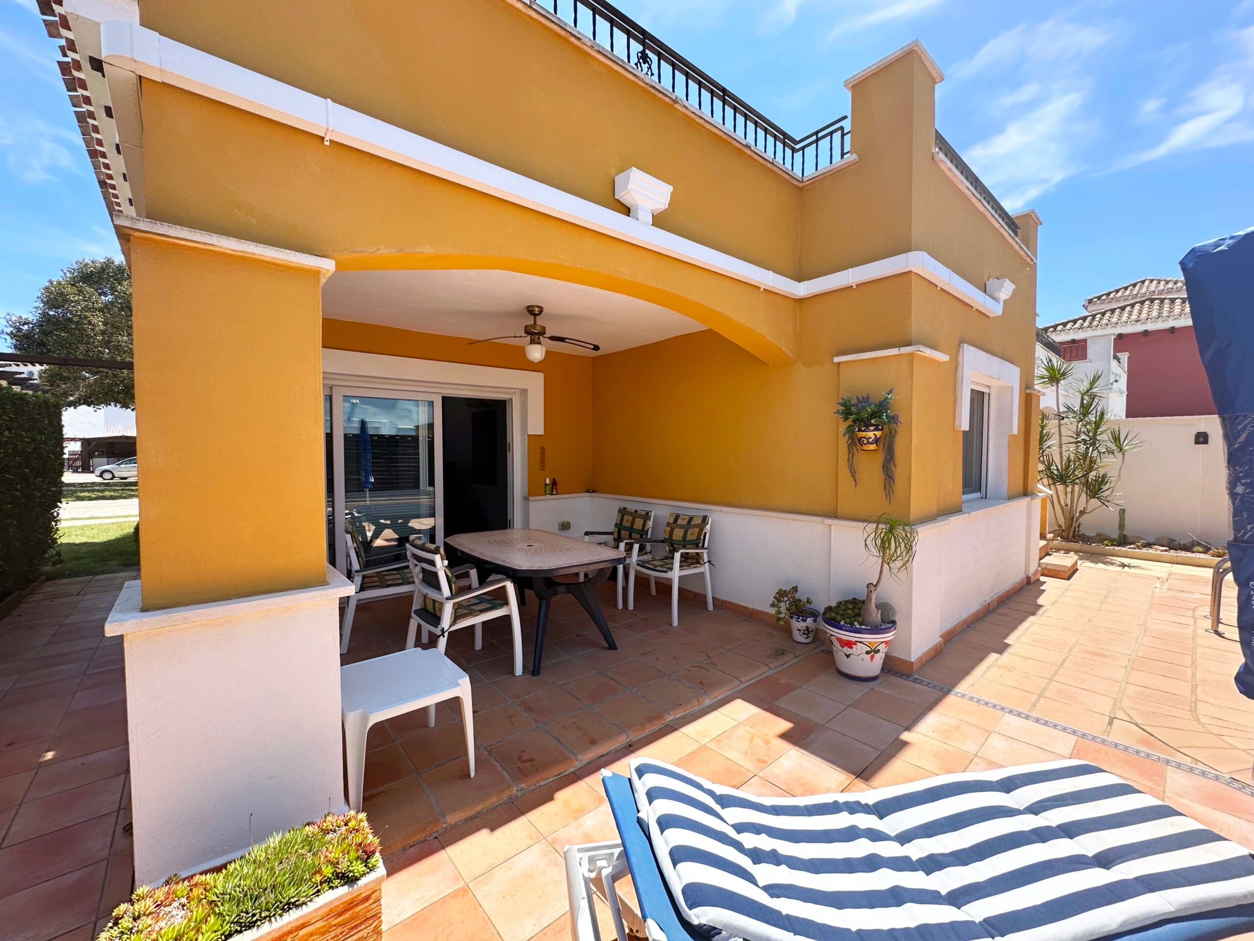 Villa - Chalet de 2 dormitorios en Mar Menor Golf Resort - 2