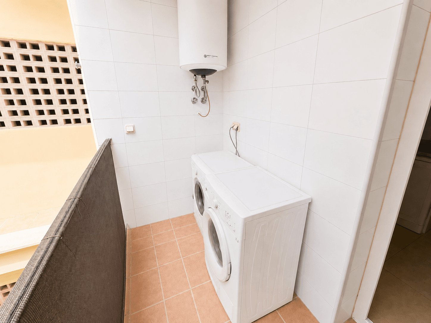 2 bed Middle Floor Apartment in Mar Menor Golf Resort - 9