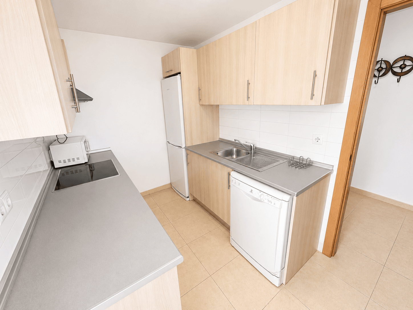 2 bed Middle Floor Apartment in Mar Menor Golf Resort - 7