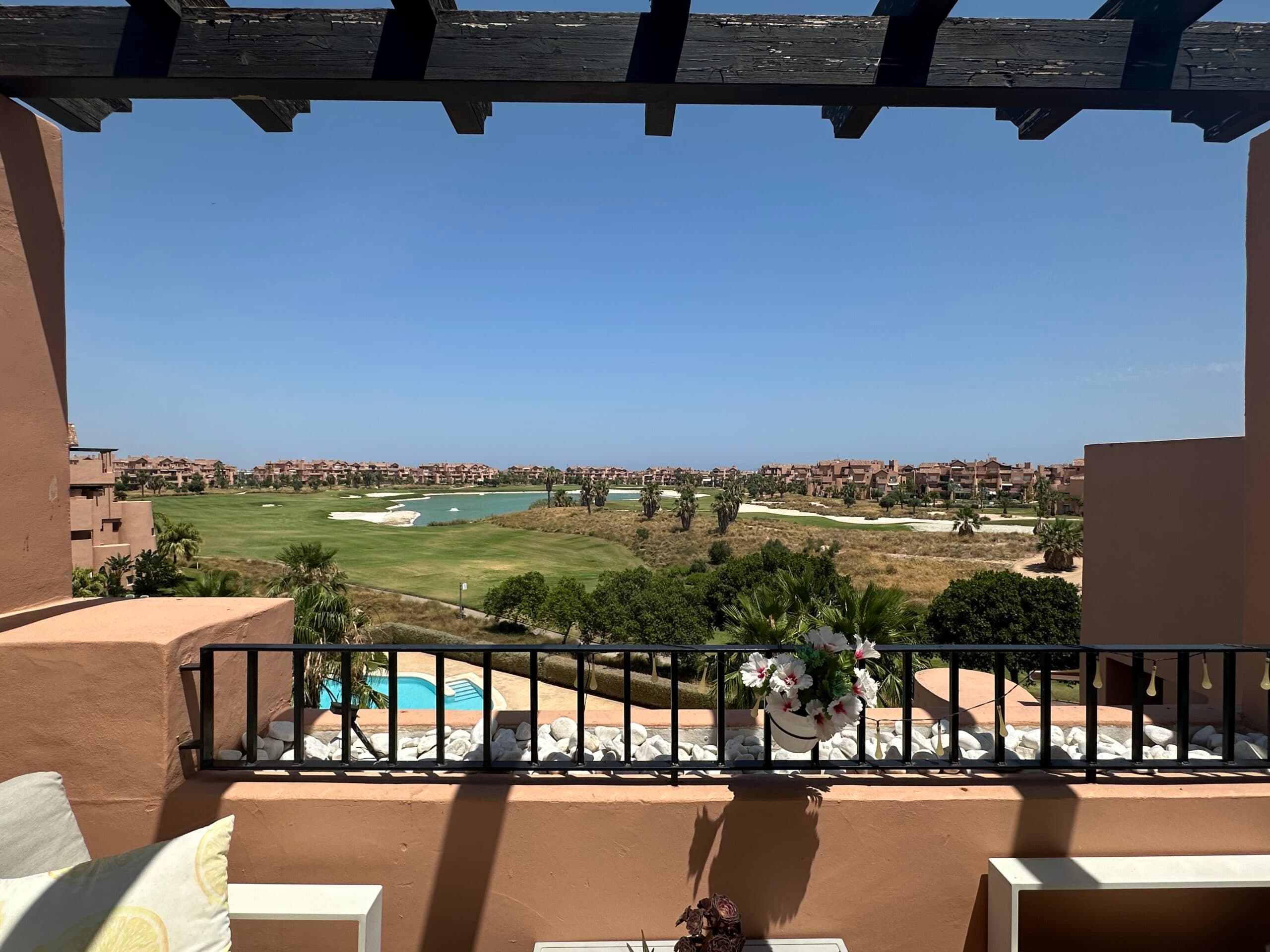 Apartamento Planta Media de 2 dormitorios en Mar Menor Golf Resort - 14
