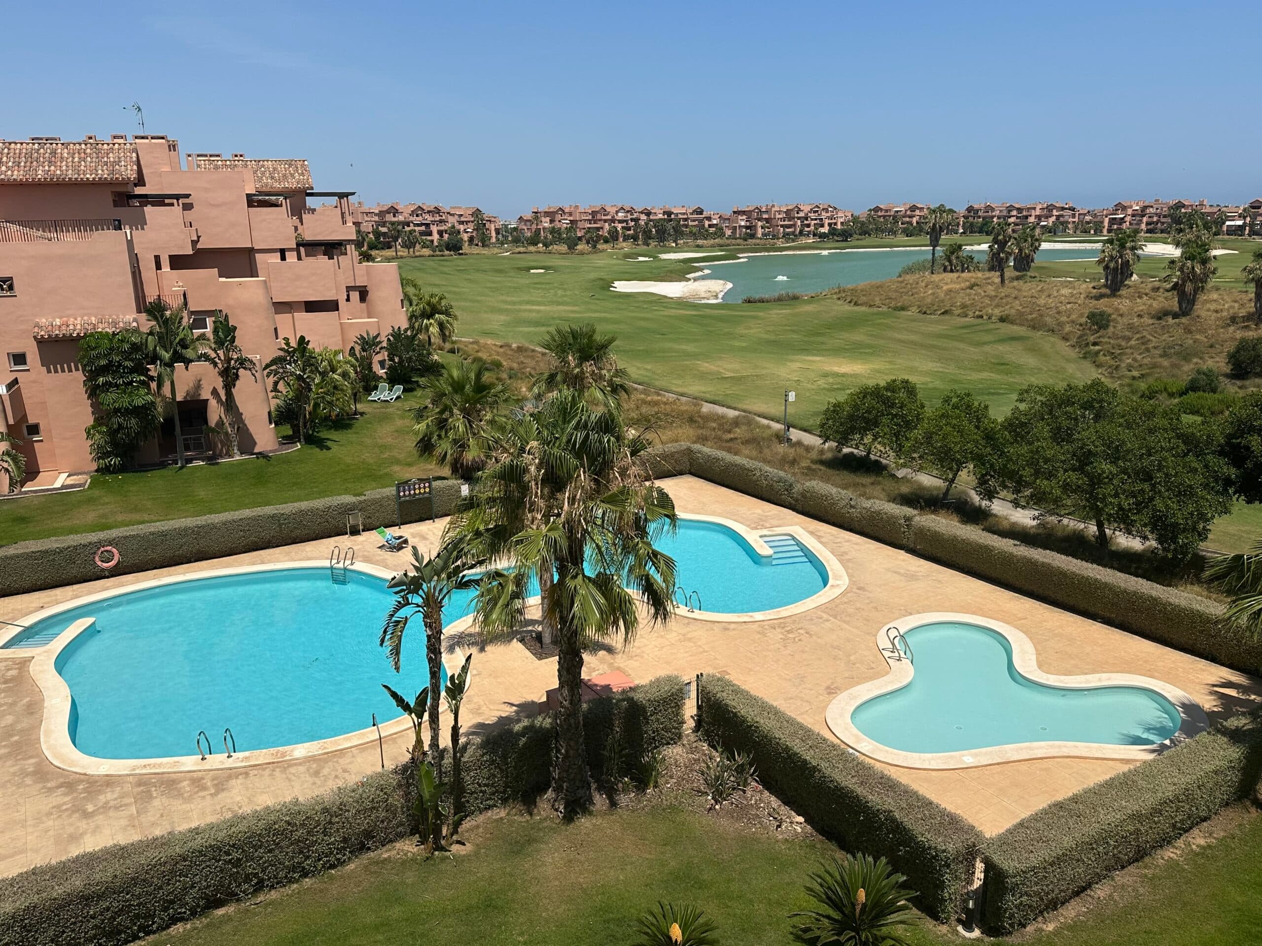 Apartamento Planta Media de 2 dormitorios en Mar Menor Golf Resort - 2
