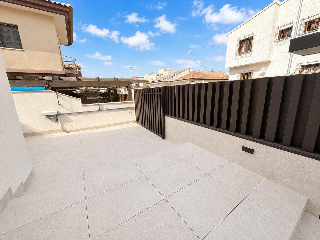 Villa - Chalet de 3 dormitorios en Santiago de la Ribera - 26