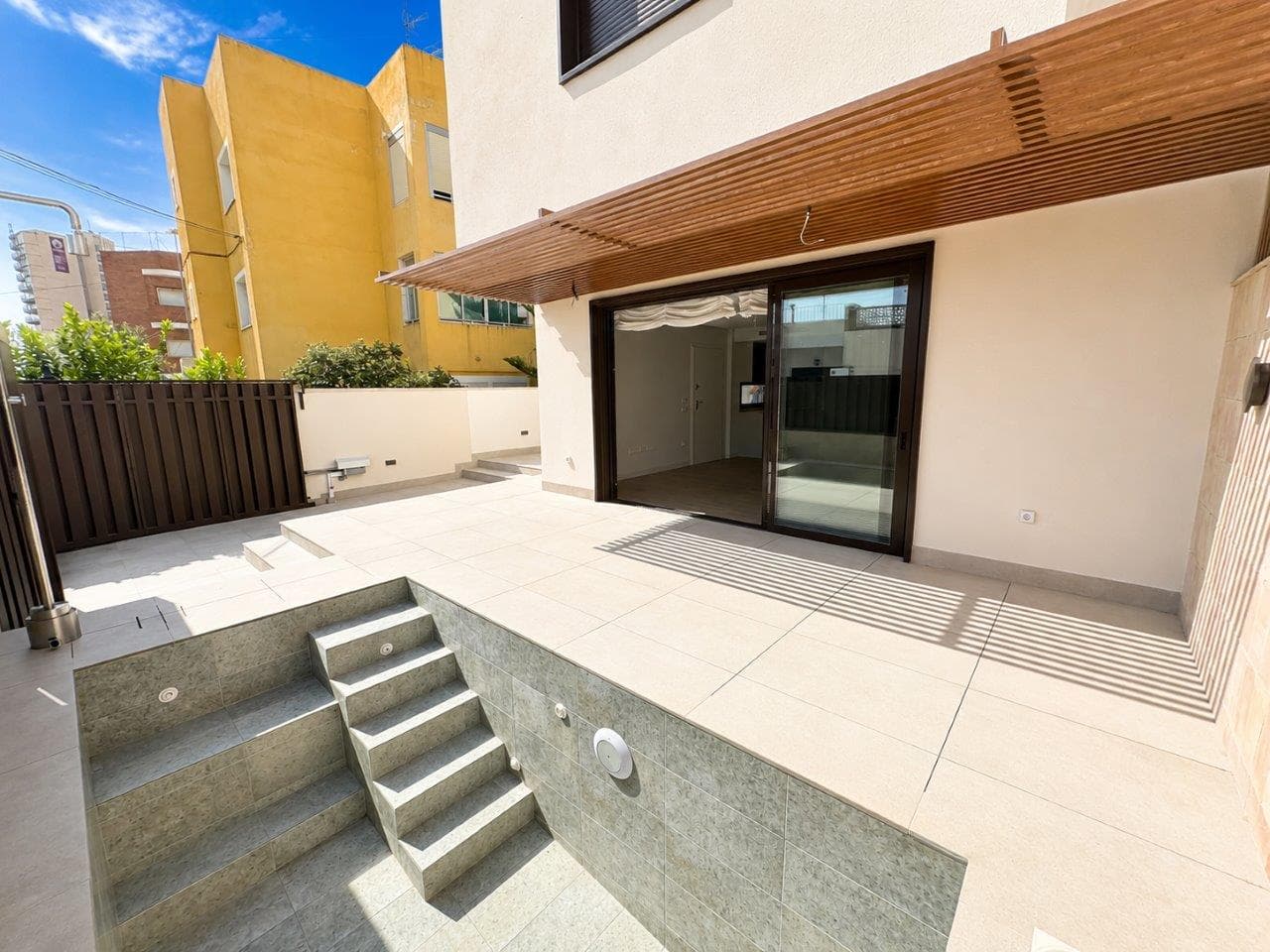 Villa - Chalet de 3 dormitorios en Santiago de la Ribera - 11