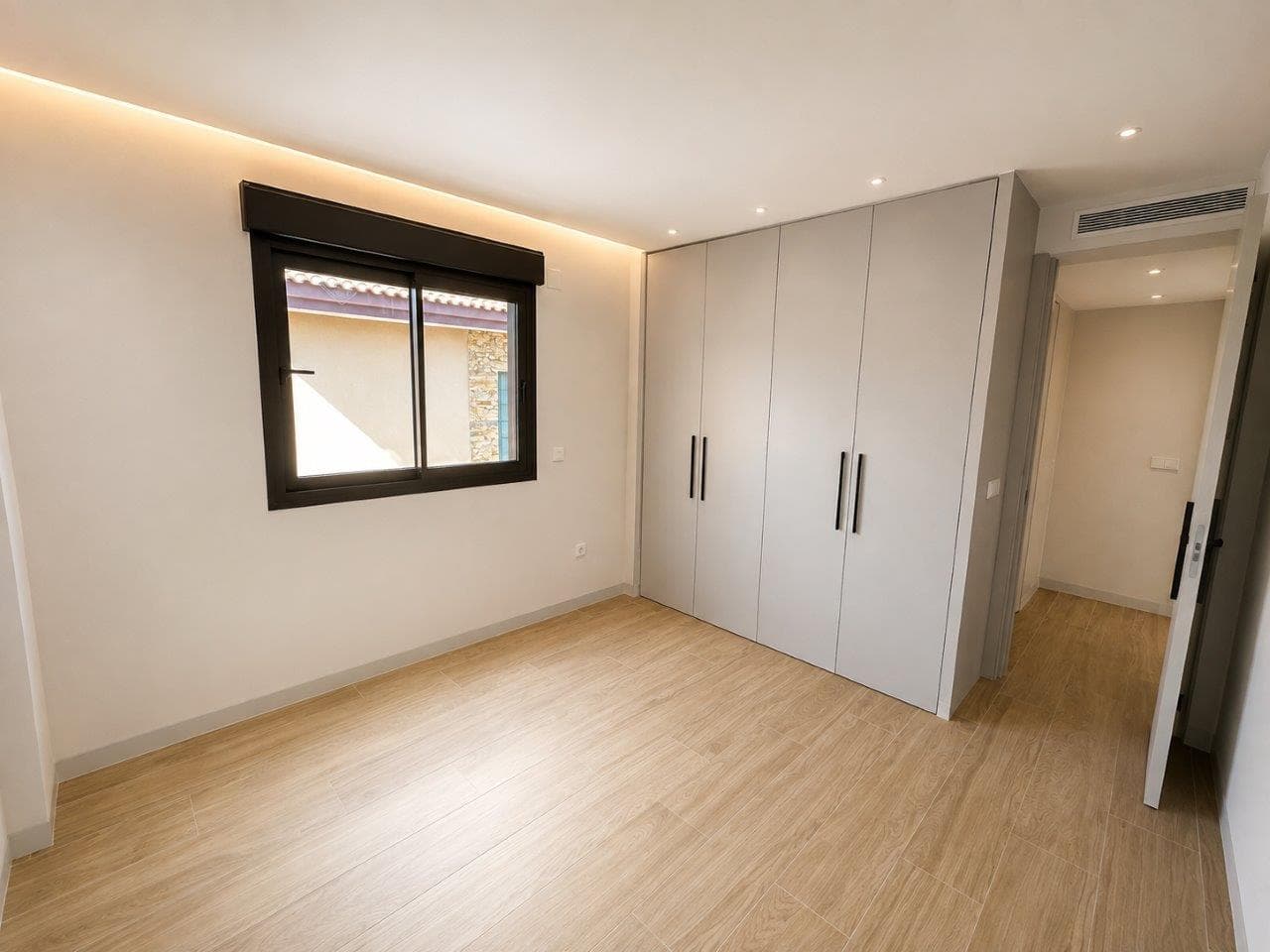 Villa - Chalet de 3 dormitorios en Santiago de la Ribera - 10