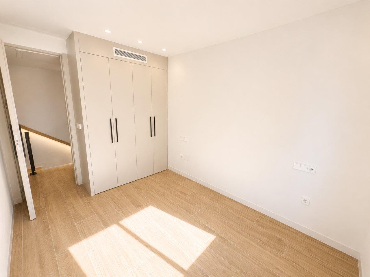 Villa - Chalet de 3 dormitorios en Santiago de la Ribera - 17