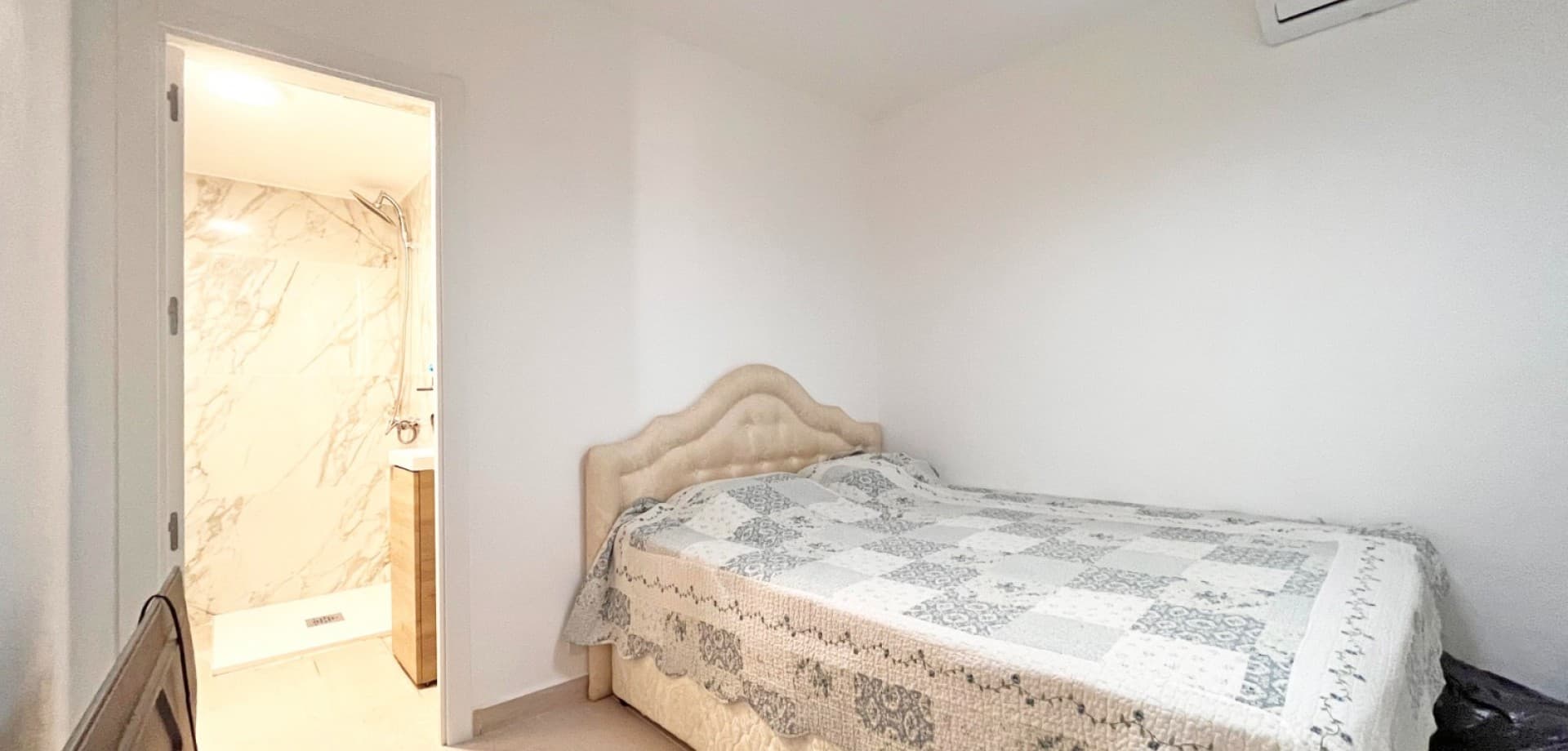 Bungalow met 2 slaapkamers in Orihuela Costa - 15