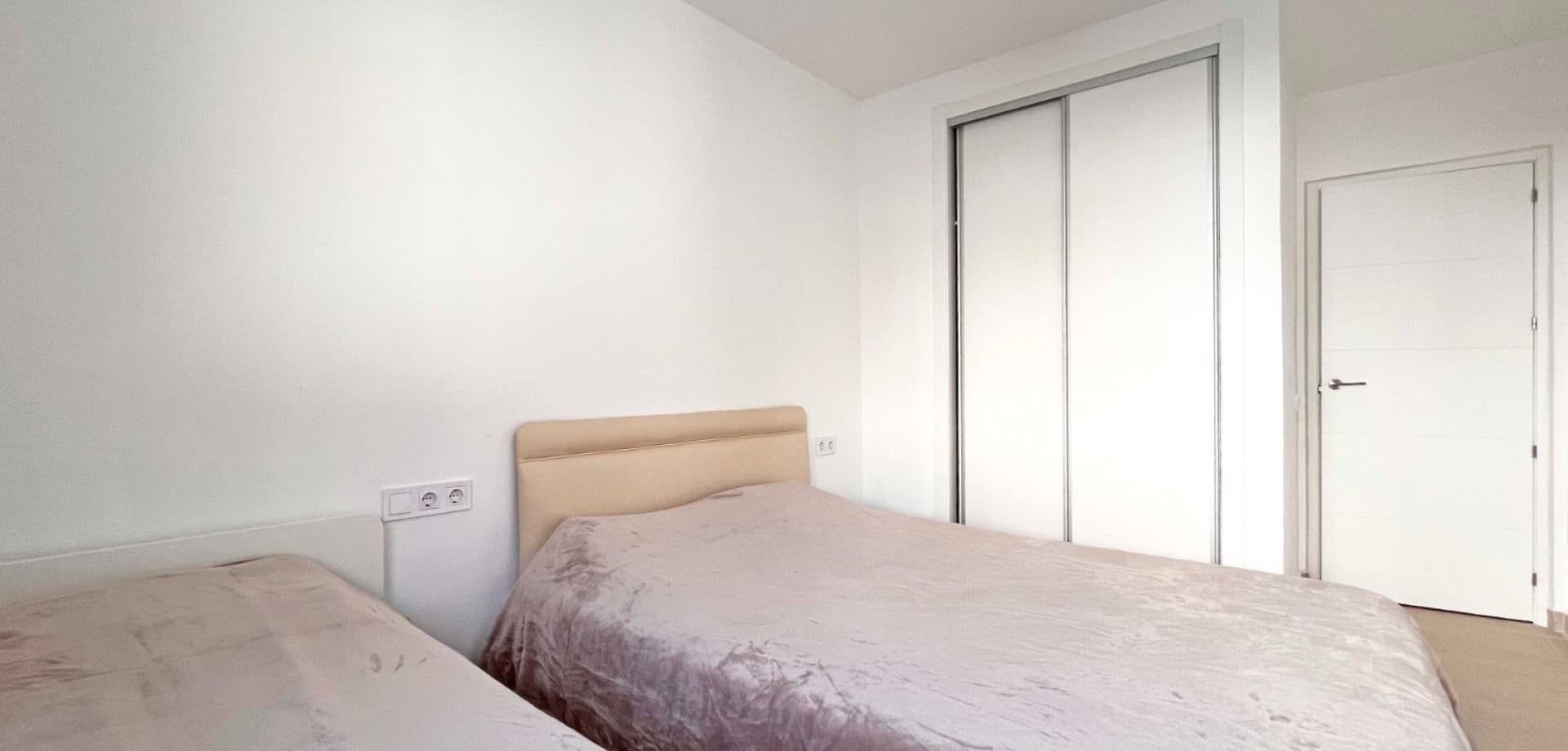 Bungalow met 2 slaapkamers in Orihuela Costa - 11