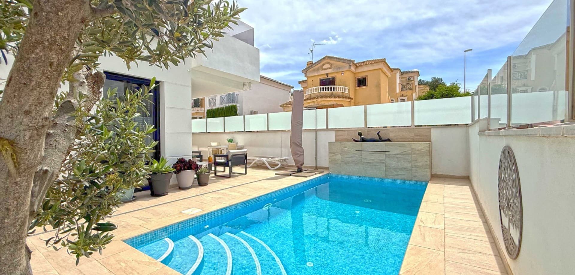 3 bed Detached Villa in Orihuela Costa - 2