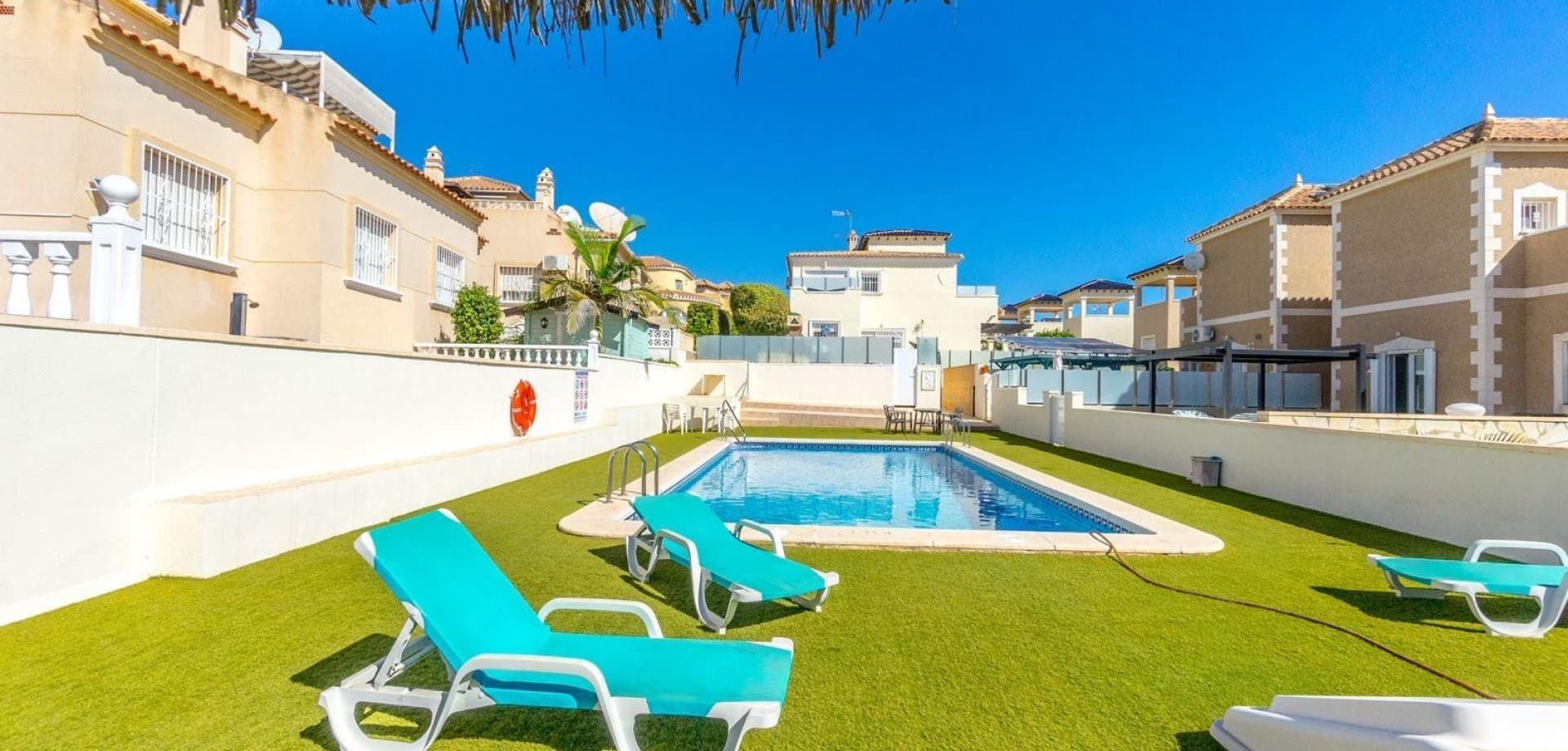 Villa - Chalet de 3 dormitorios en Orihuela Costa - 19
