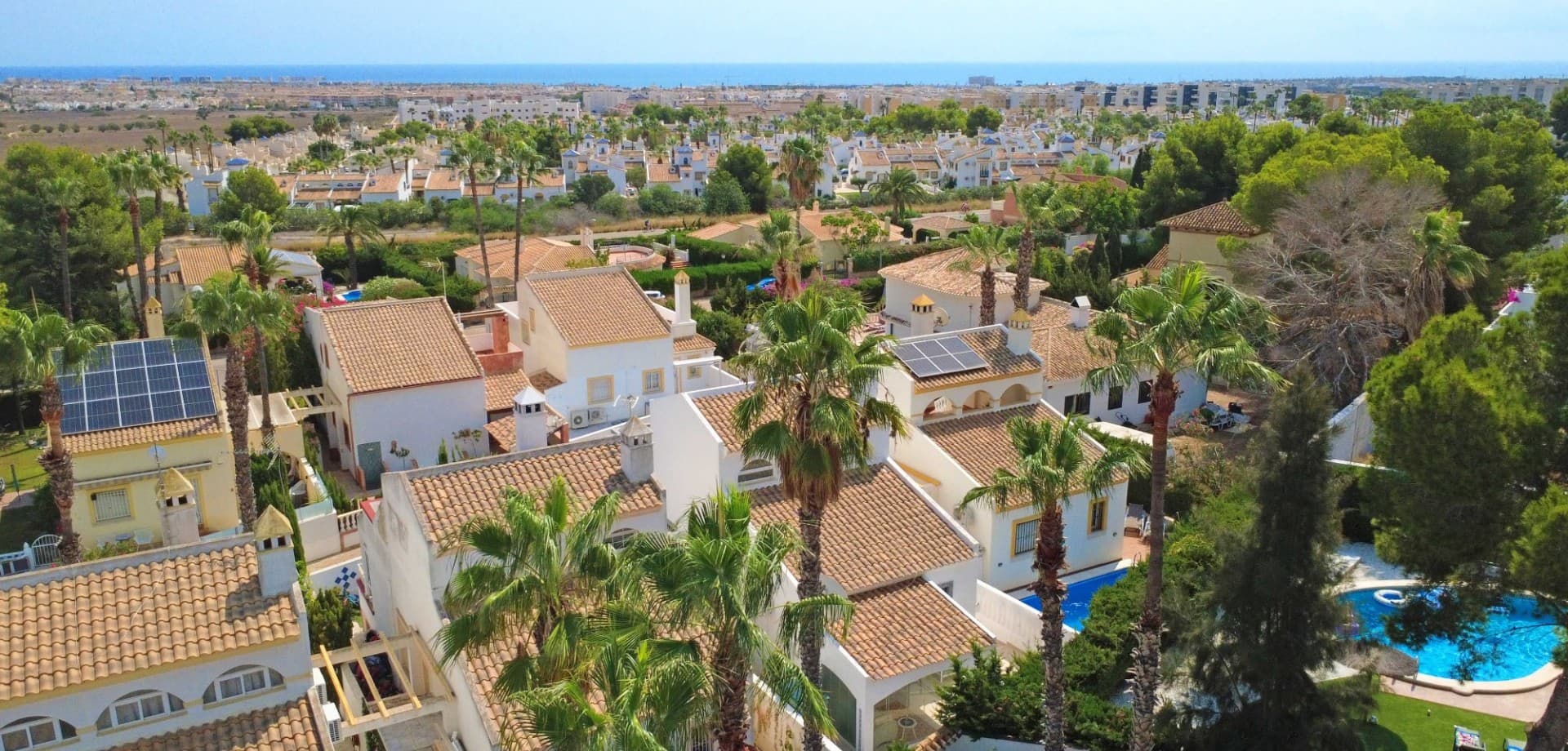 Vrijstaande Villa met 3 slaapkamers in Orihuela Costa - 18