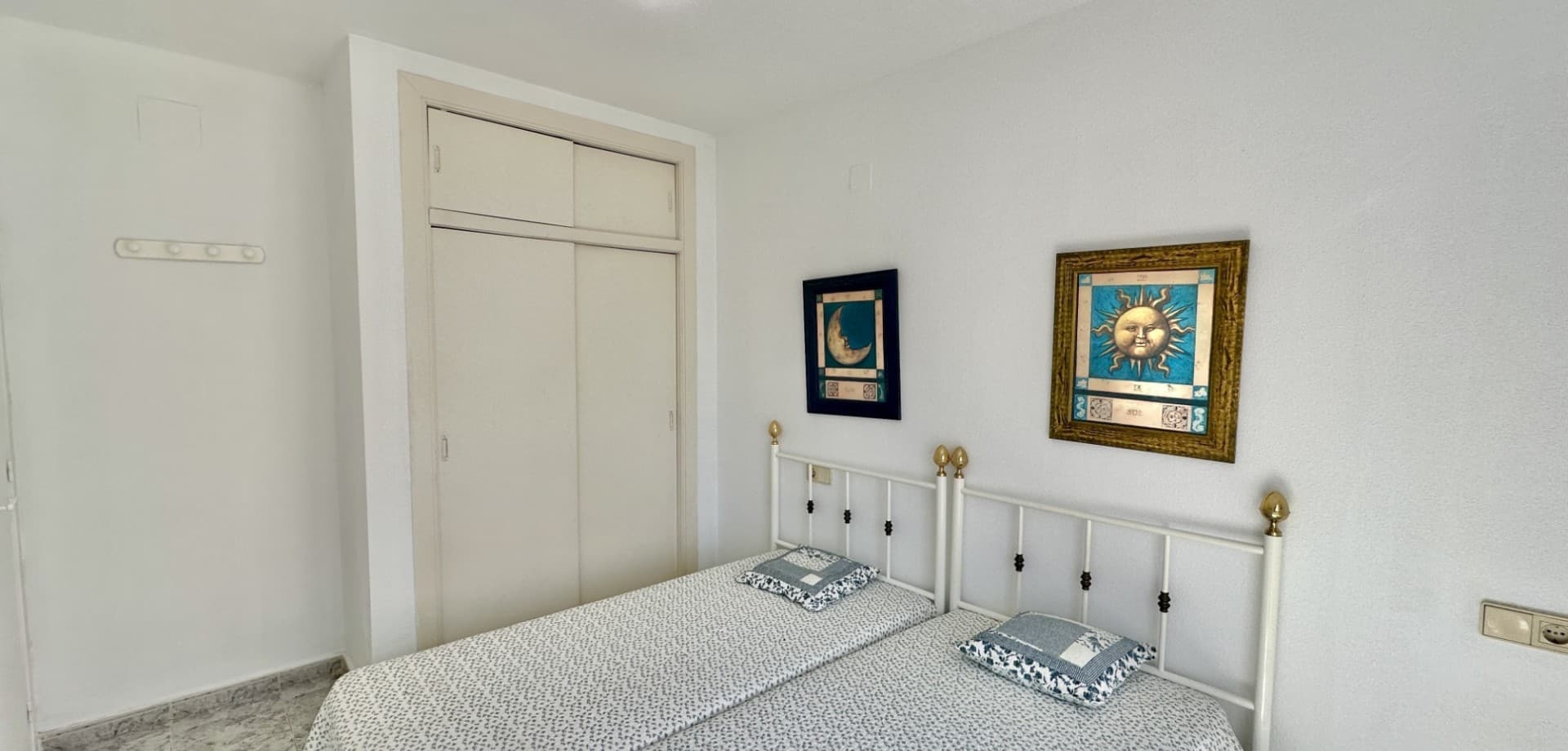 Apartamento Planta Media de 2 dormitorios en Orihuela Costa - 14