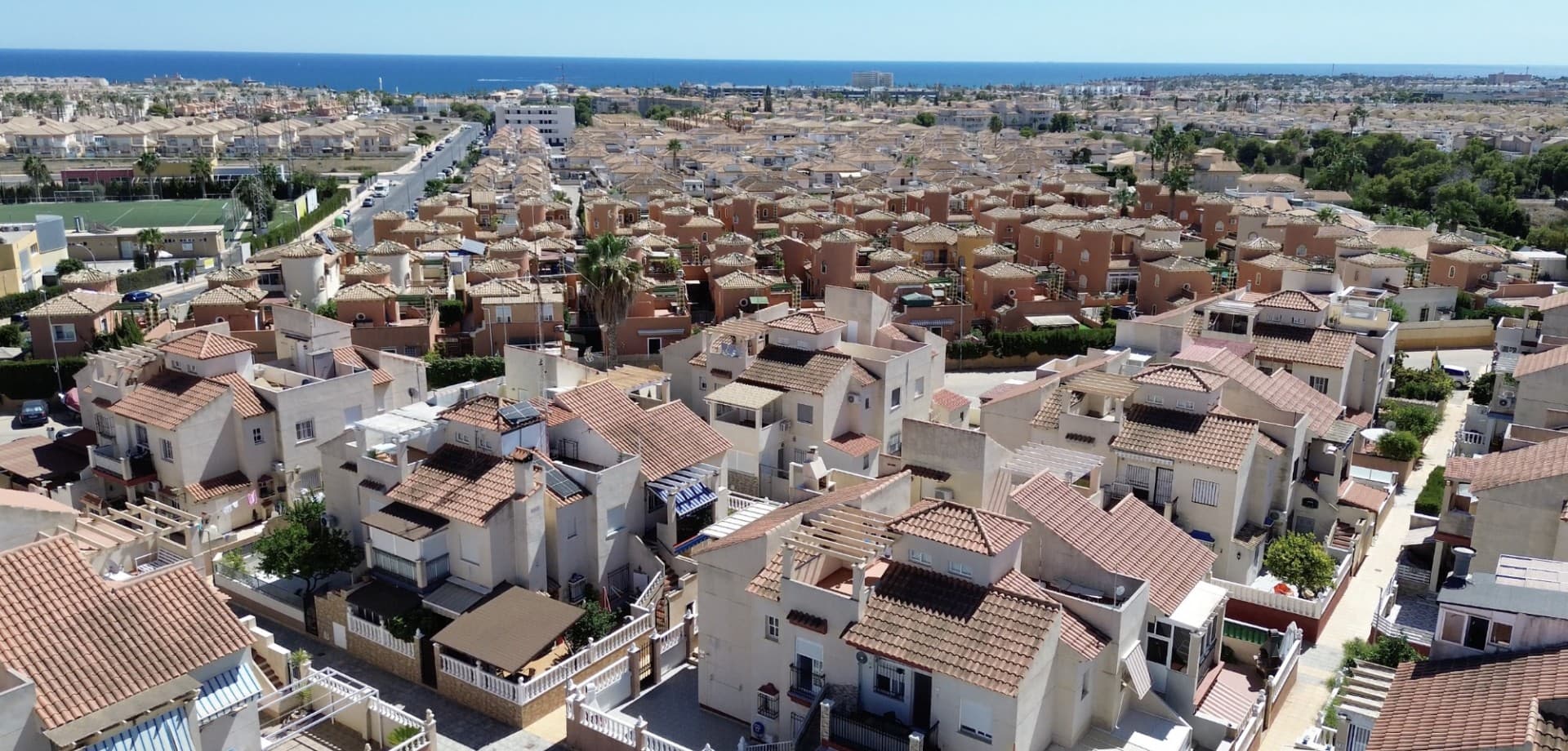 Apartamento Planta Media de 2 dormitorios en Orihuela Costa - 11