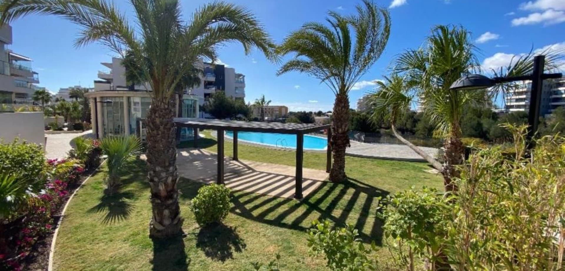 Apartamento Planta Media de 3 dormitorios en Orihuela Costa - 8