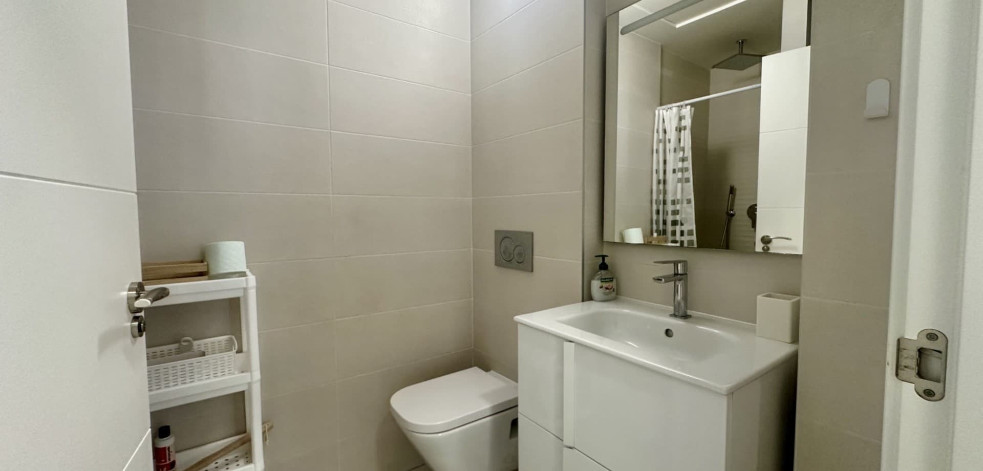 Apartamento Planta Media de 3 dormitorios en Orihuela Costa - 17