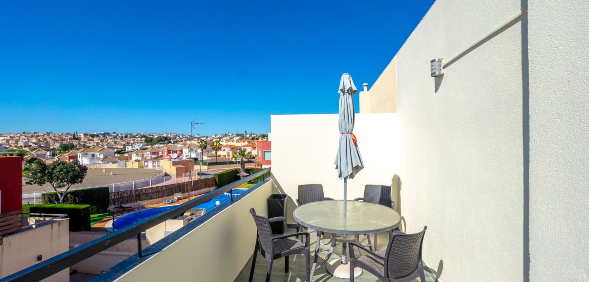 Geschakelde Woning met 3 slaapkamers in Orihuela Costa - 30