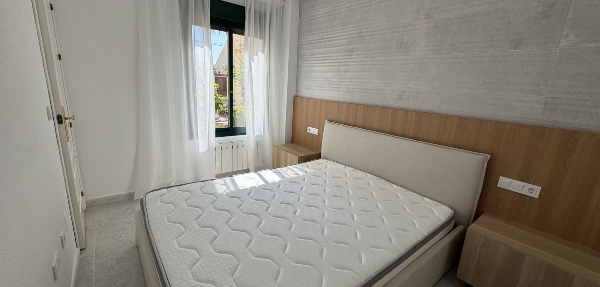 Tussenverdieping Appartement met 2 slaapkamers in Orihuela Costa - 9