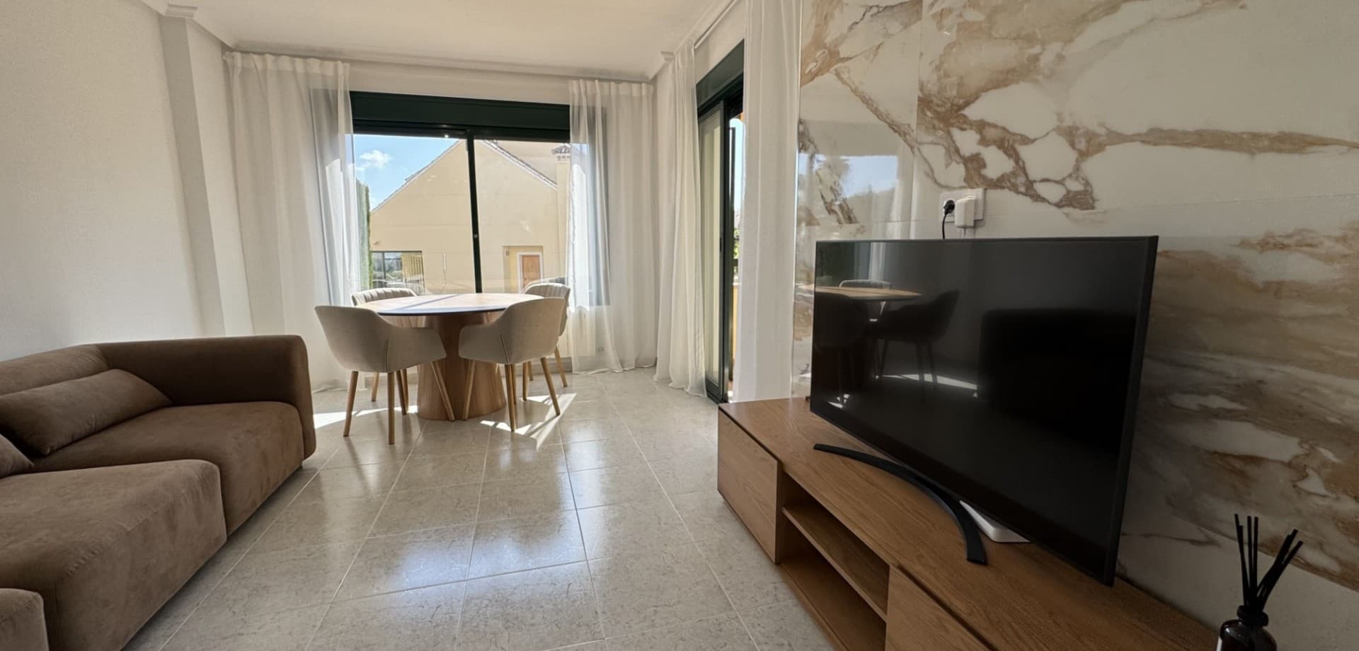 Tussenverdieping Appartement met 2 slaapkamers in Orihuela Costa - 26