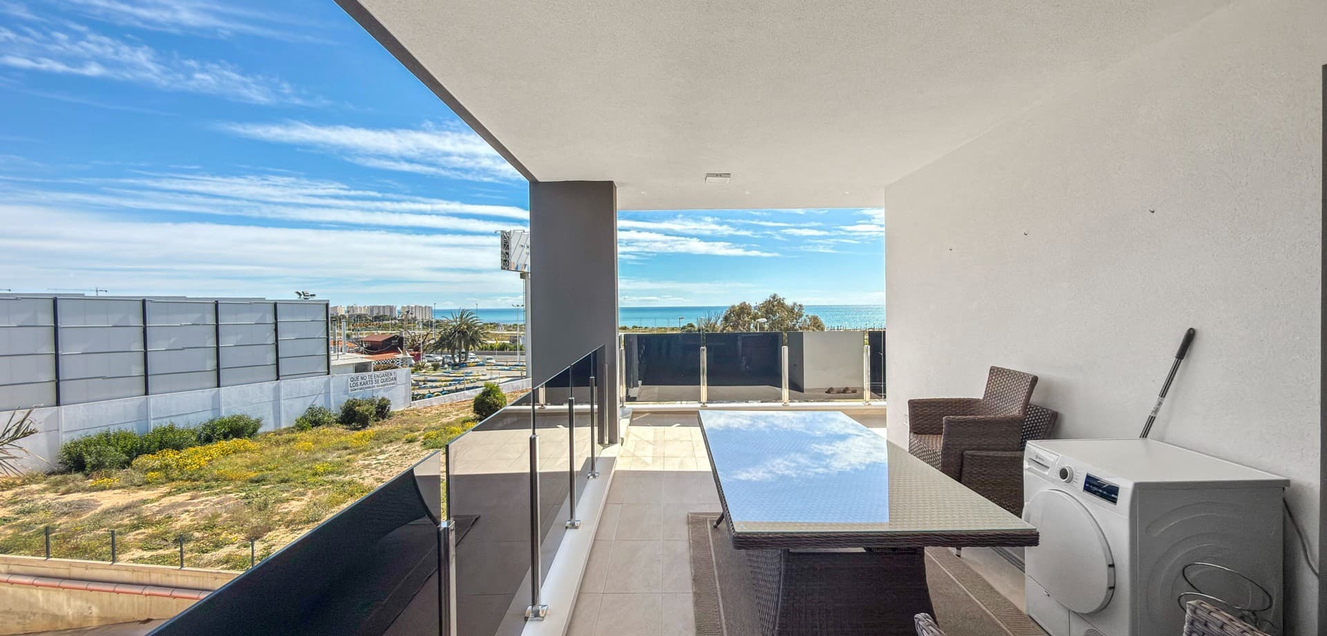 Apartamento Planta Media de 3 dormitorios en Orihuela Costa - 11