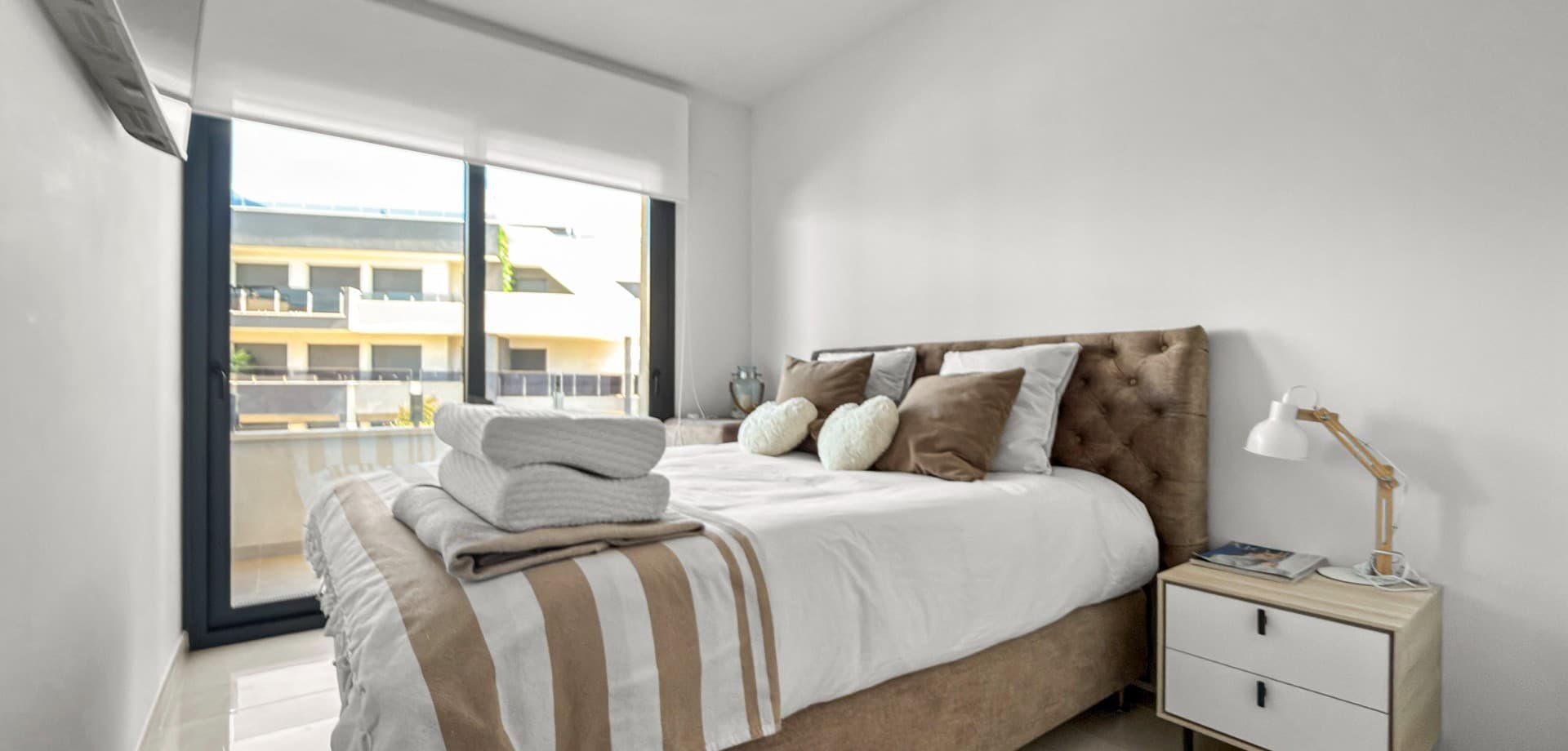 Apartamento Planta Media de 3 dormitorios en Orihuela Costa - 4