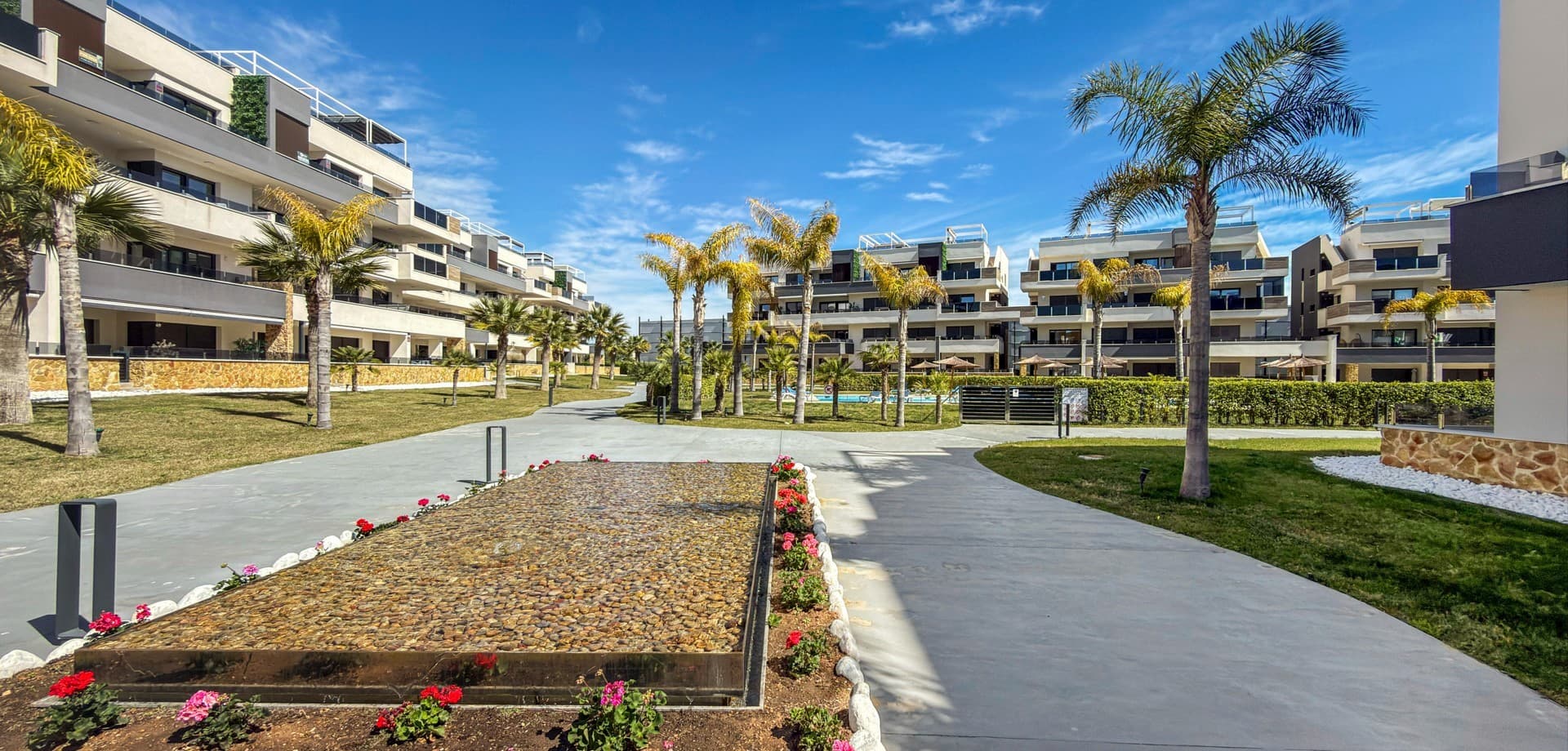 Apartamento Planta Media de 3 dormitorios en Orihuela Costa - 20