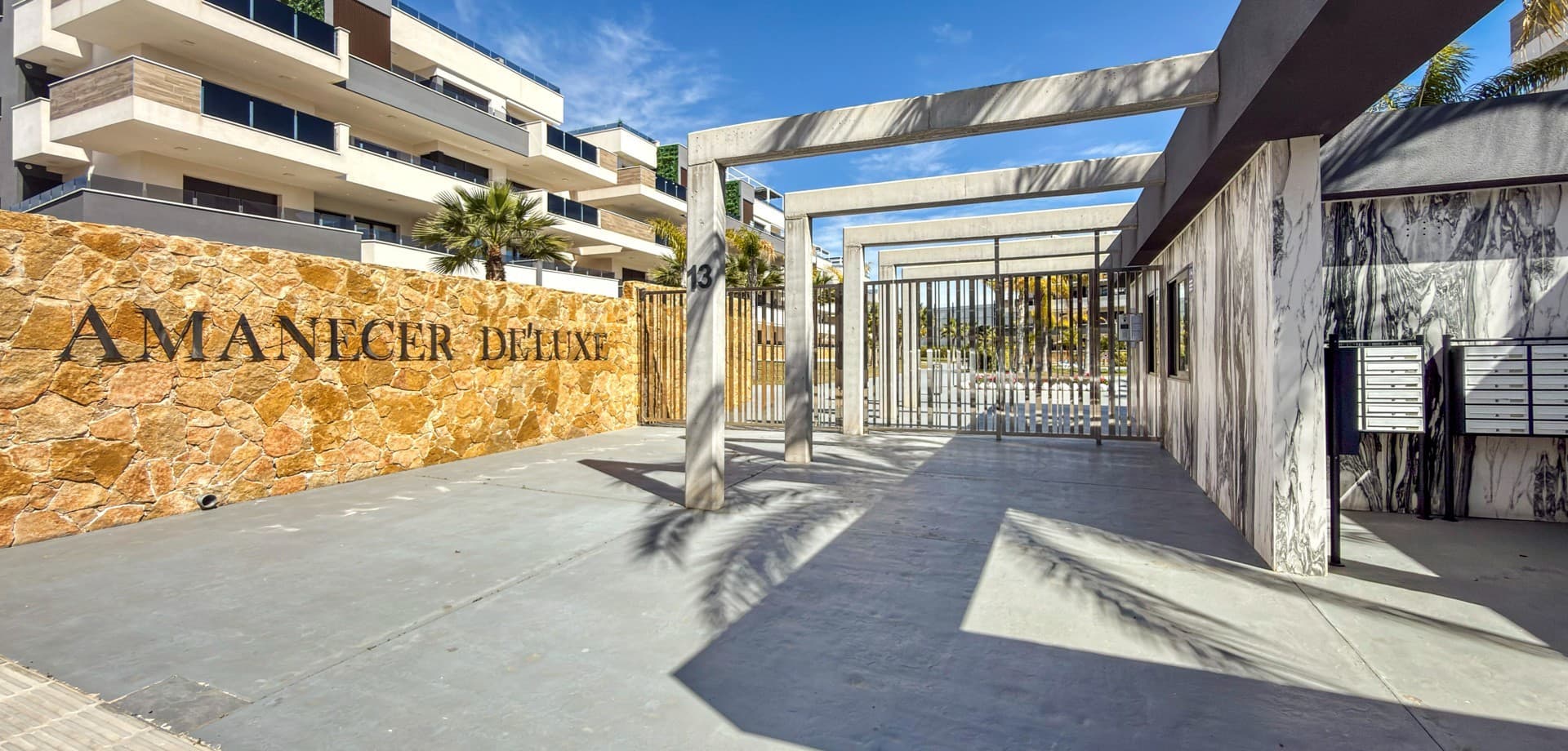 Apartamento Planta Media de 3 dormitorios en Orihuela Costa - 22