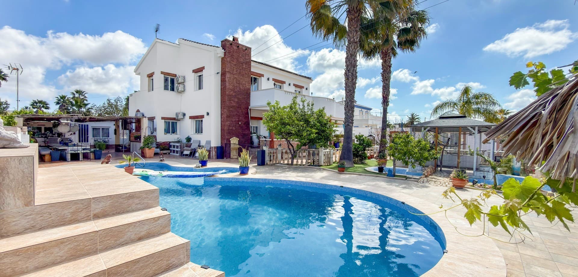 Vrijstaande Villa met 7 slaapkamers in Ciudad Quesada - 22