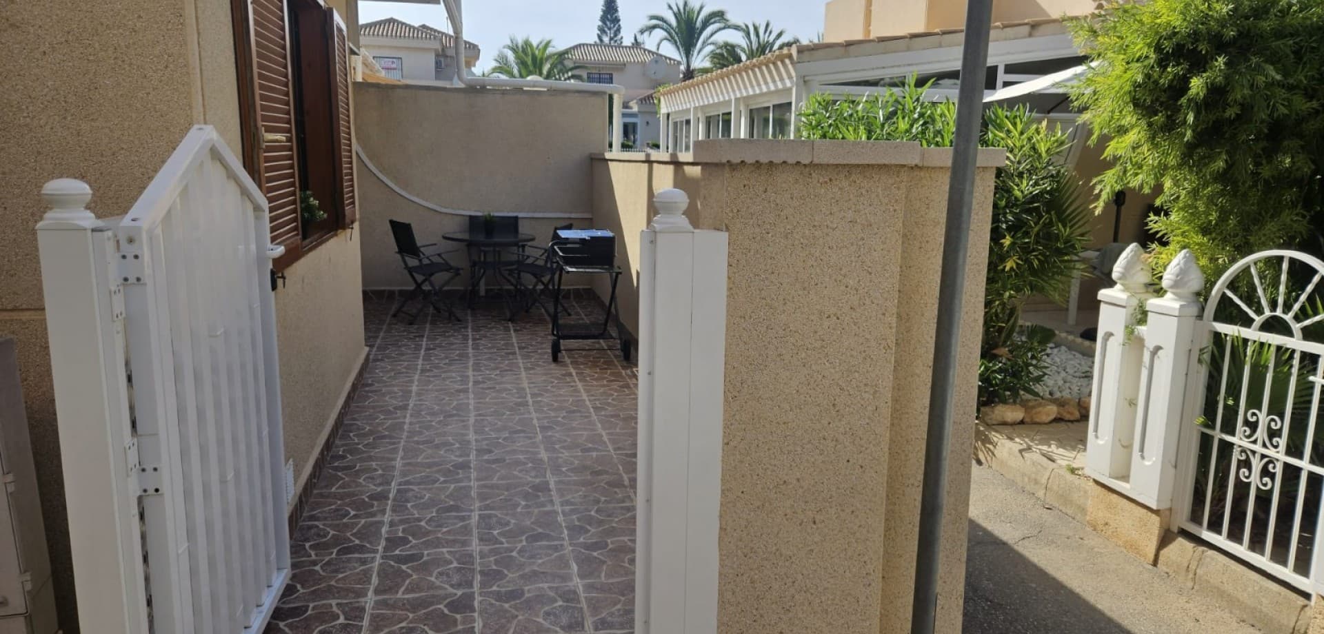2 bed Middle Floor Apartment in Orihuela Costa - 5