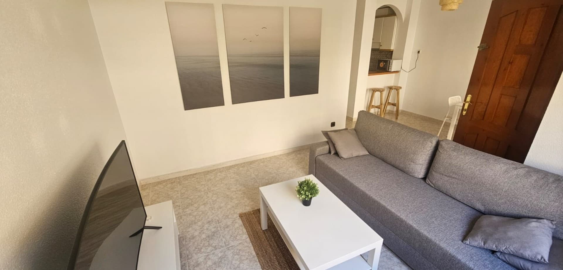 2 bed Middle Floor Apartment in Orihuela Costa - 11
