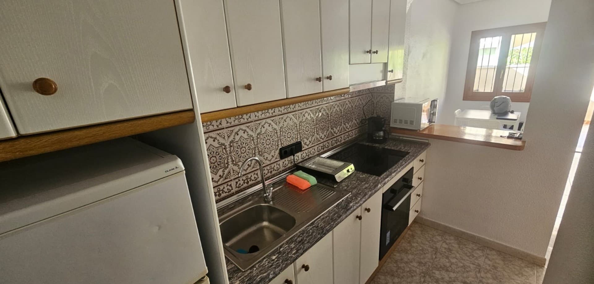 2 bed Middle Floor Apartment in Orihuela Costa - 12