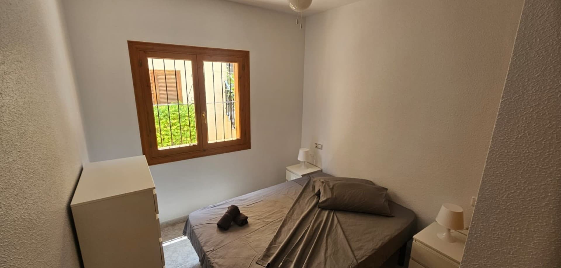 2 bed Middle Floor Apartment in Orihuela Costa - 13
