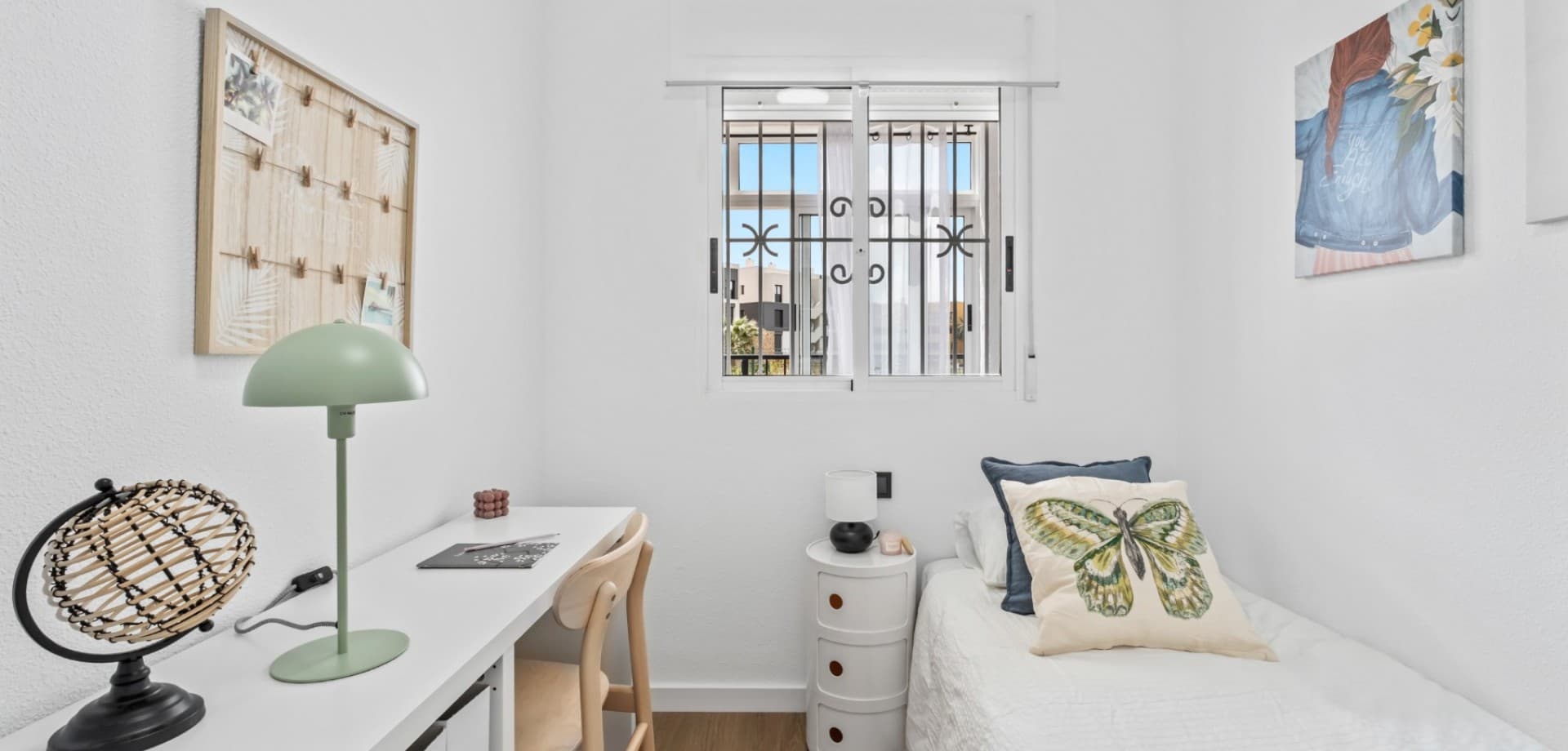 2 bed Middle Floor Apartment in Orihuela Costa - 6