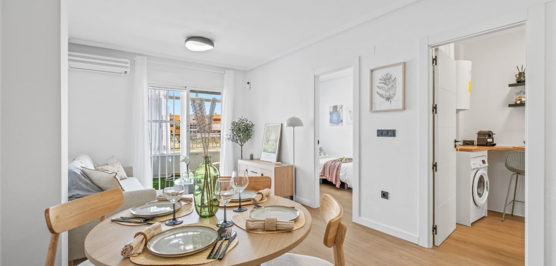 2 bed Middle Floor Apartment in Orihuela Costa - 15