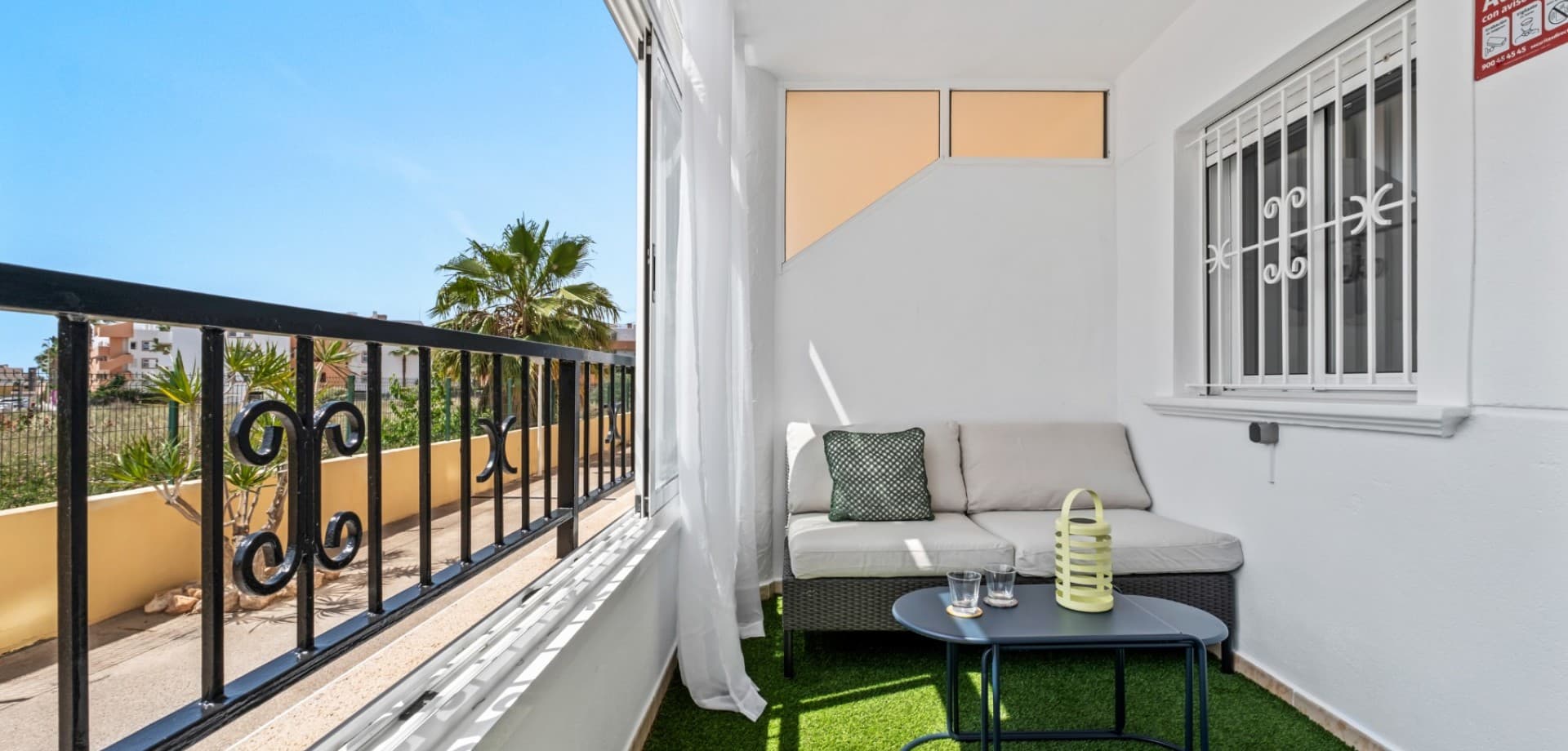 2 bed Middle Floor Apartment in Orihuela Costa - 18