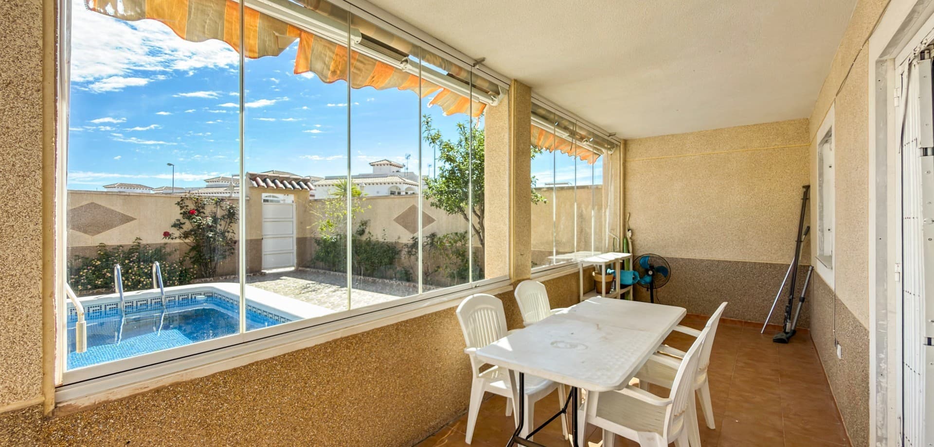 Tussenverdieping Appartement met 3 slaapkamers in Orihuela Costa - 10