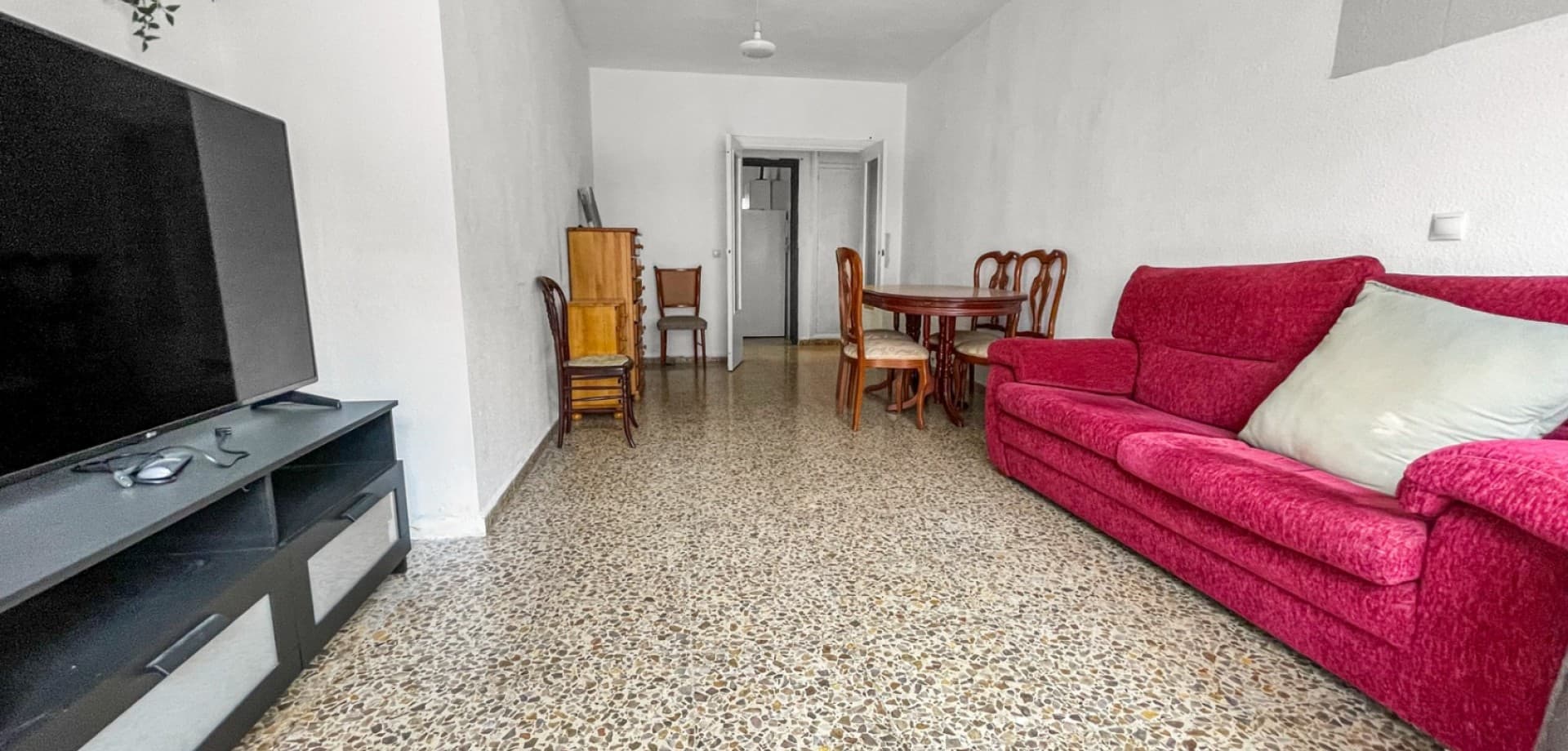Apartamento Planta Media de 4 dormitorios en Guardamar del Segura - 2