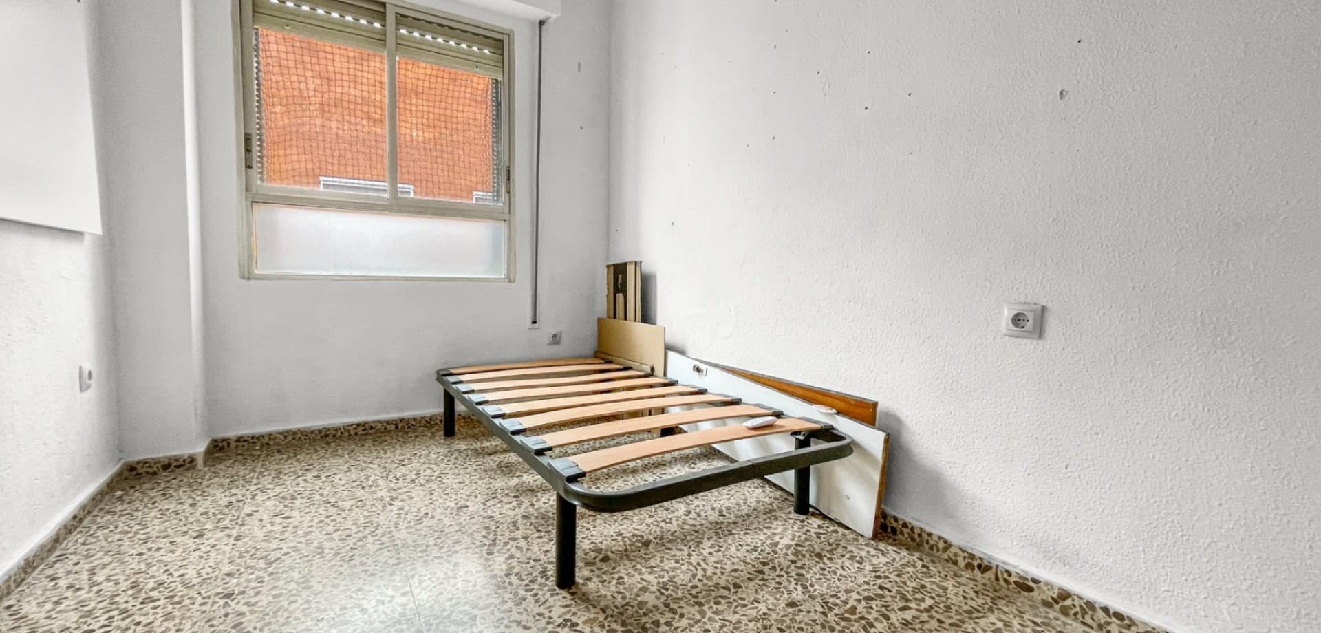 Apartamento Planta Media de 4 dormitorios en Guardamar del Segura - 14