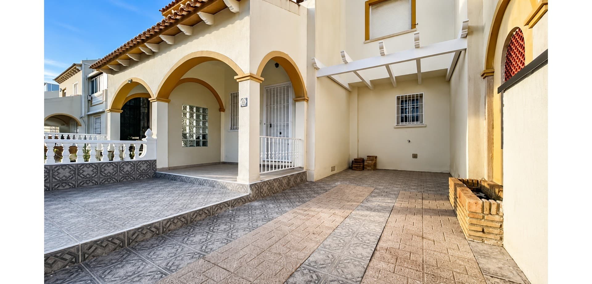 Geschakelde Woning met 2 slaapkamers in Orihuela Costa - 1