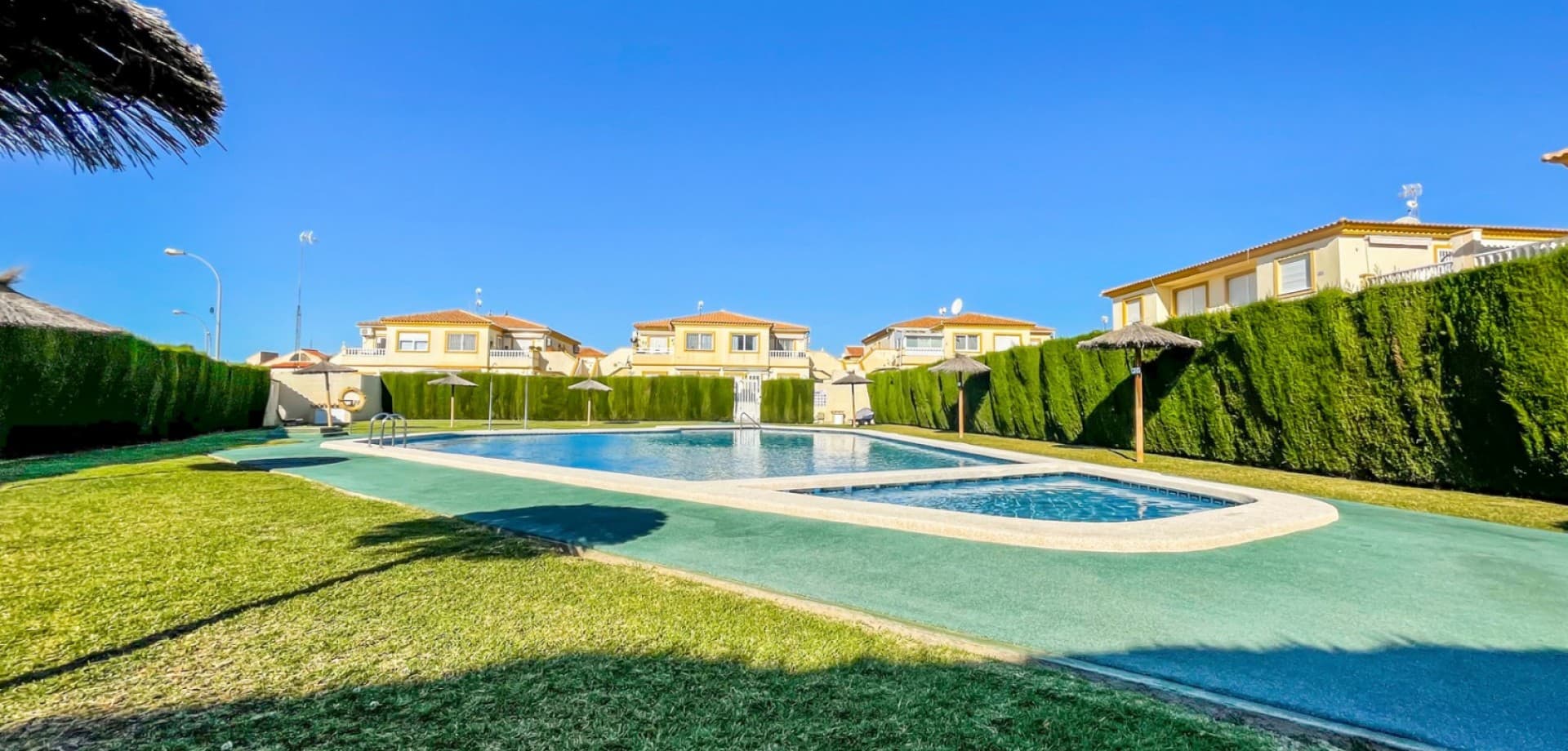 Bungalow de 2 dormitorios en Orihuela Costa - 6