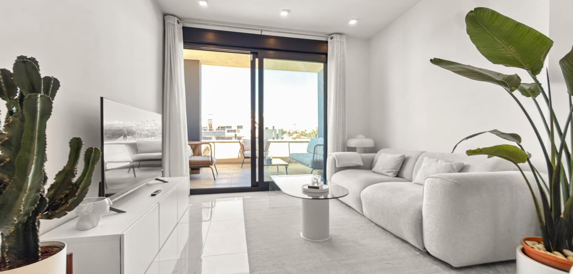 2 bed Middle Floor Apartment in Orihuela Costa - 1