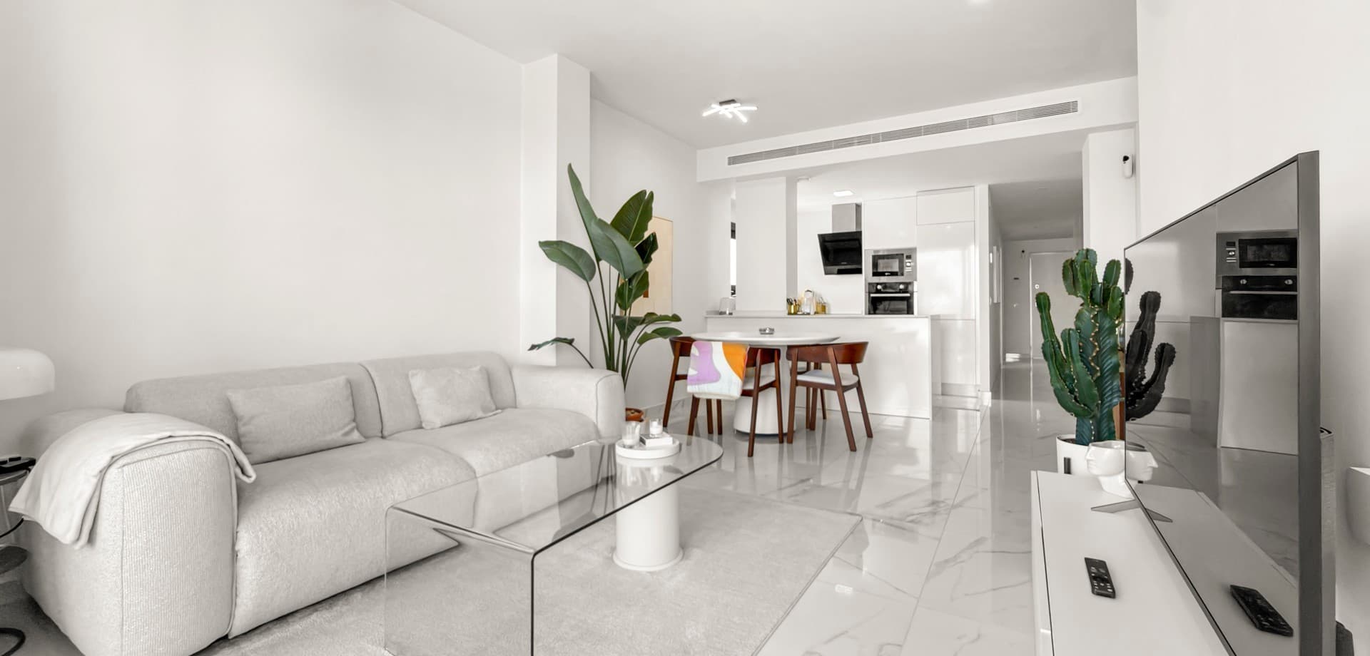 2 bed Middle Floor Apartment in Orihuela Costa - 17