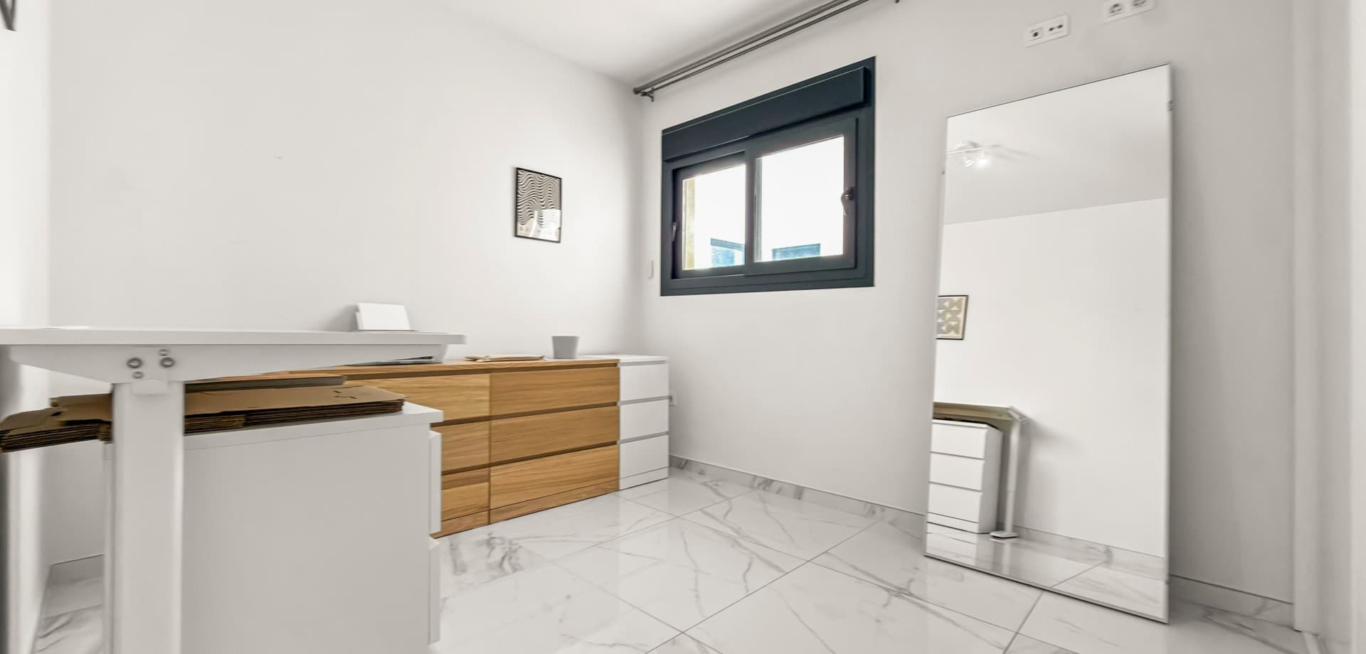 2 bed Middle Floor Apartment in Orihuela Costa - 18