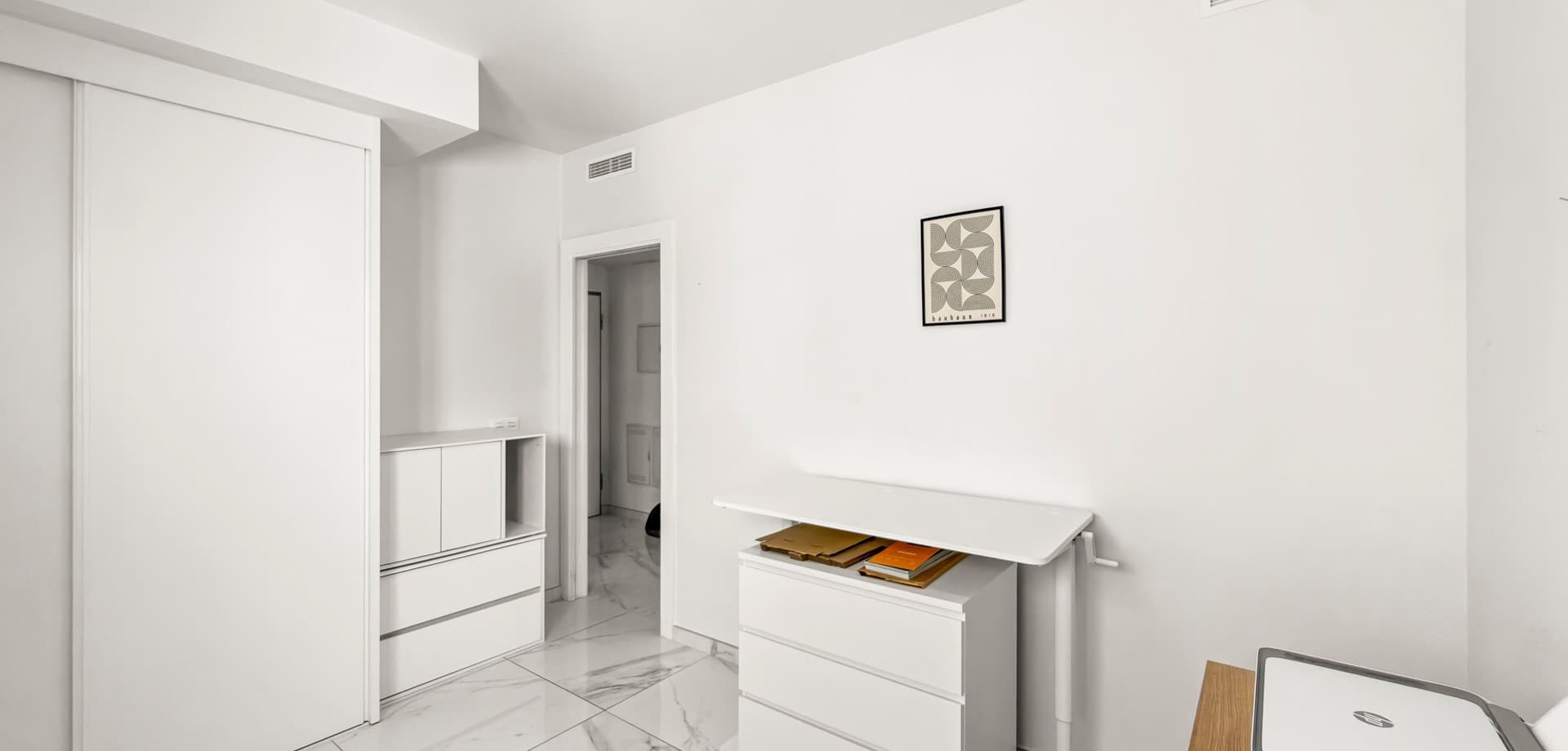2 bed Middle Floor Apartment in Orihuela Costa - 19