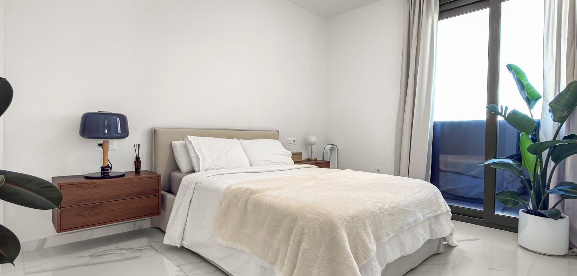 2 bed Middle Floor Apartment in Orihuela Costa - 6