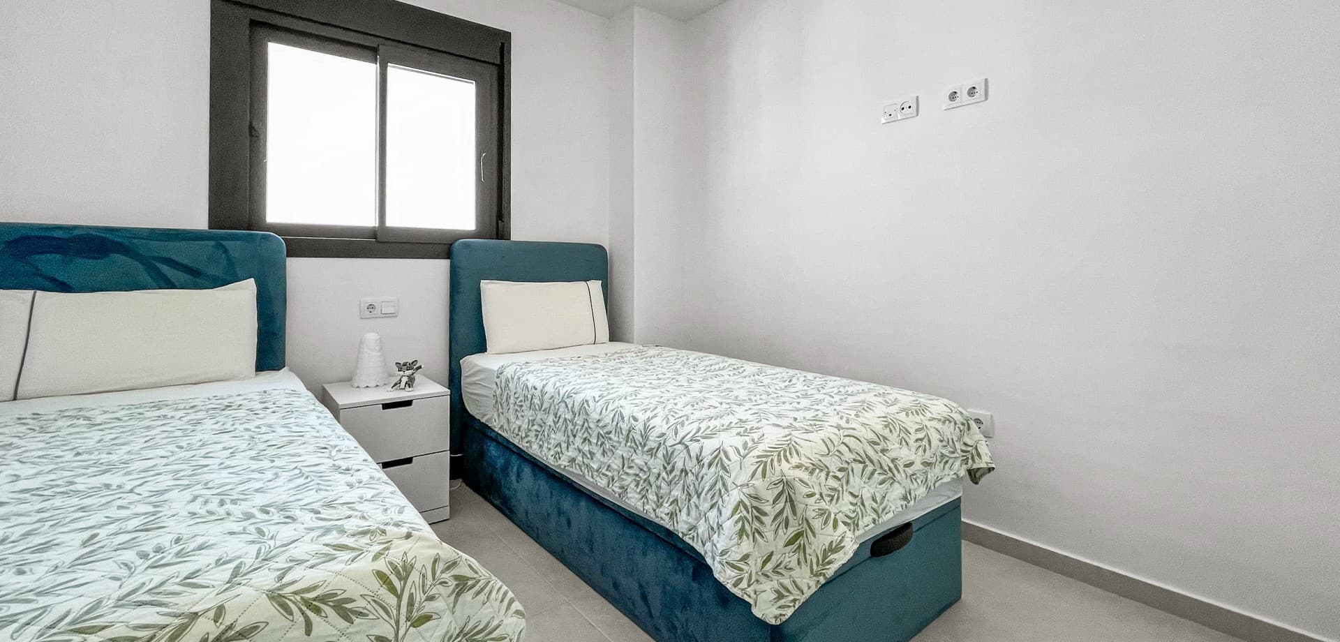 Apartamento Planta Media de 3 dormitorios en Orihuela Costa - 17