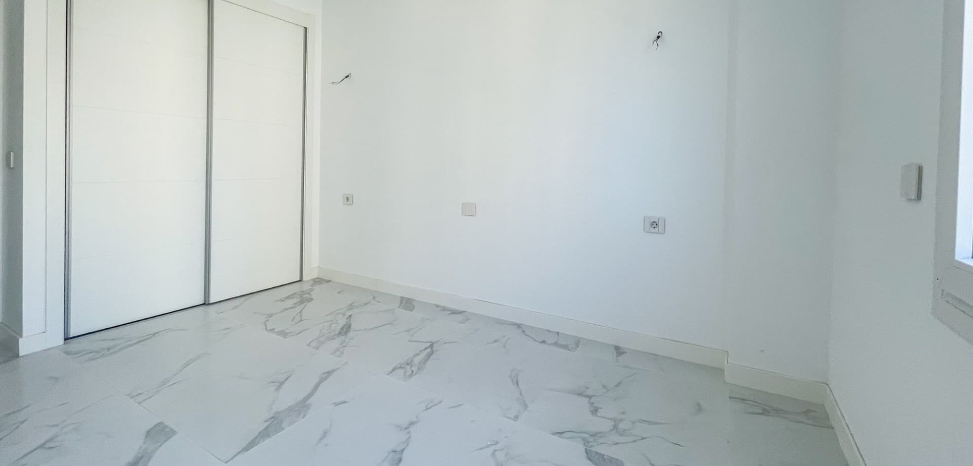 Tussenverdieping Appartement met 3 slaapkamers in Orihuela Costa - 21