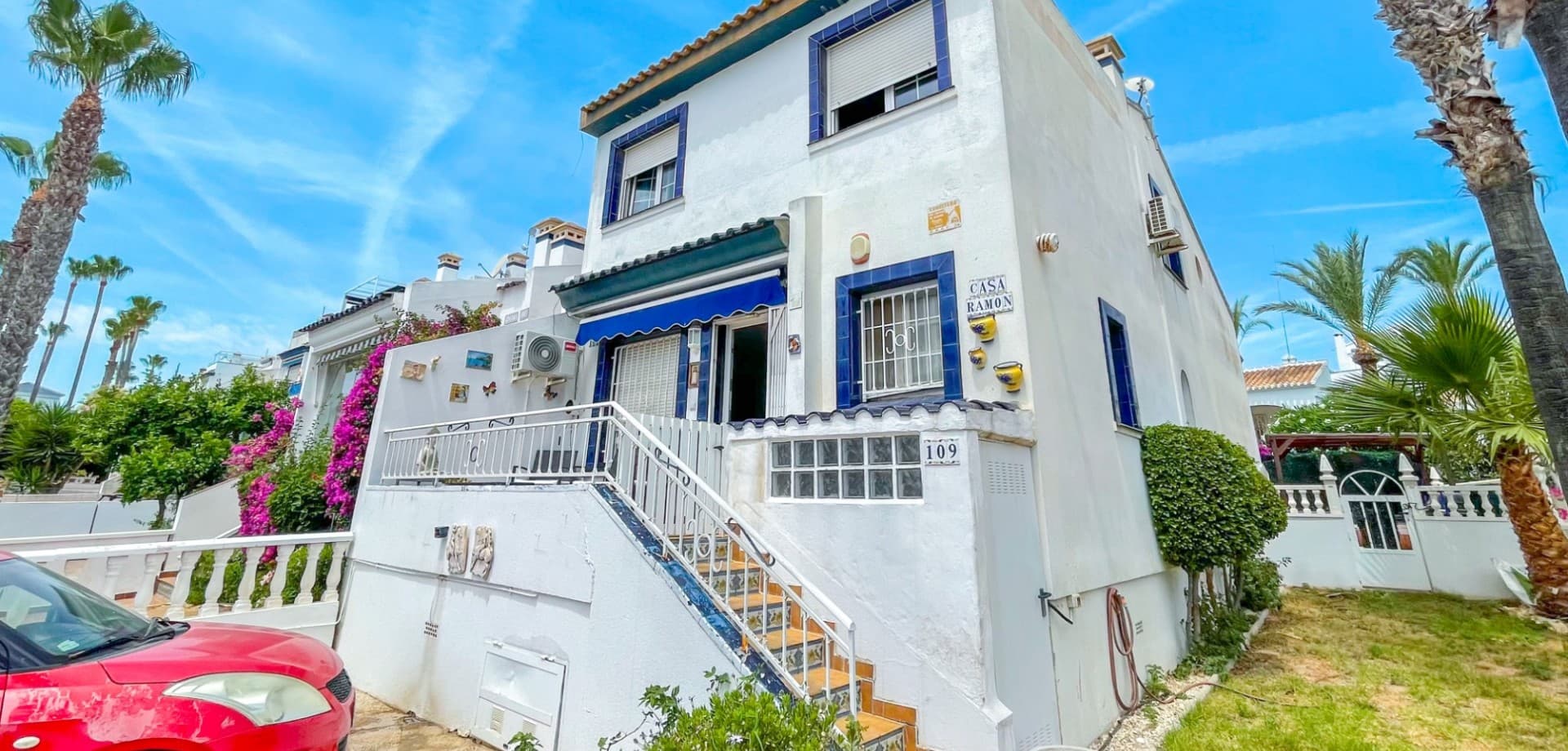 Adosada de 4 dormitorios en Orihuela Costa - 1