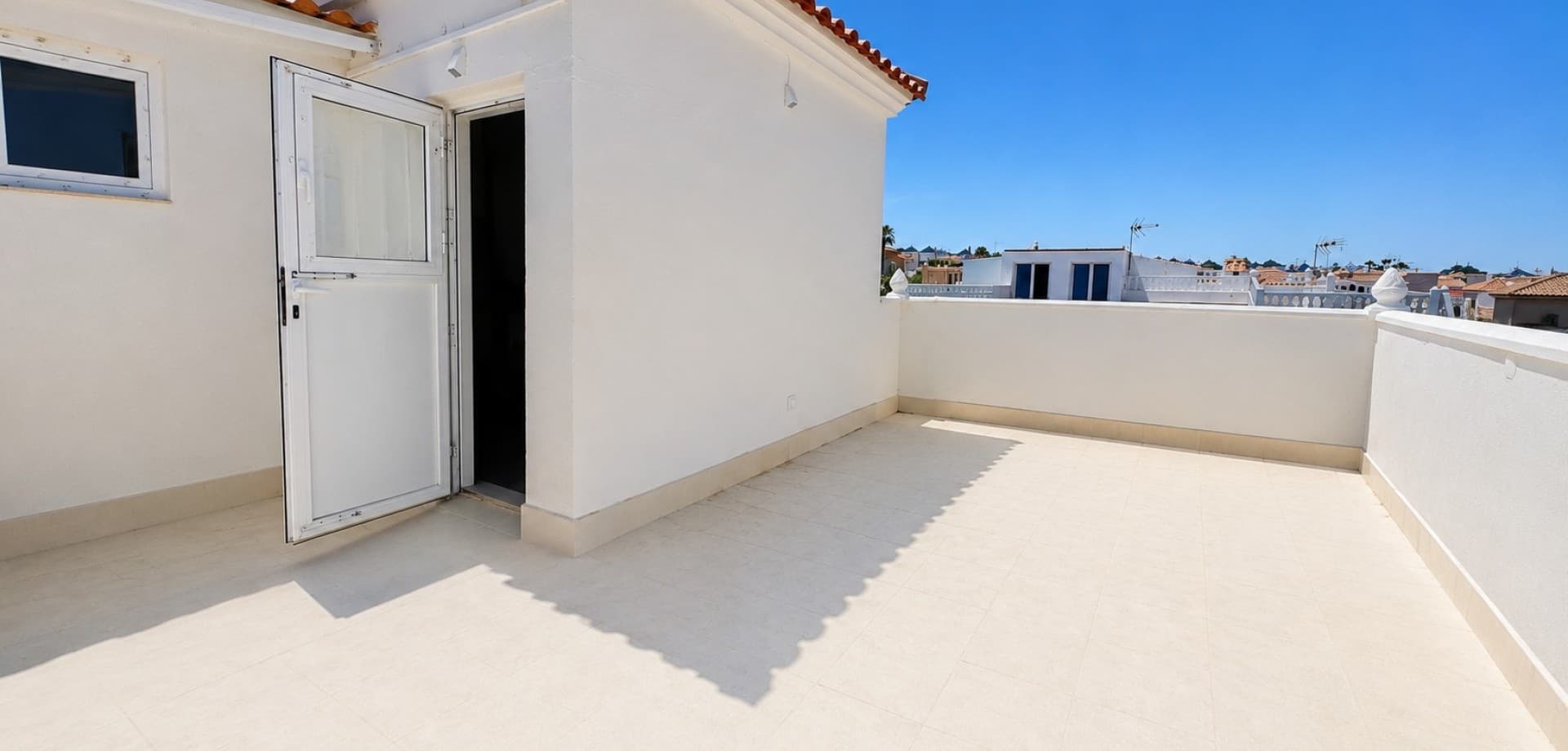Adosada de 3 dormitorios en Orihuela Costa - 15